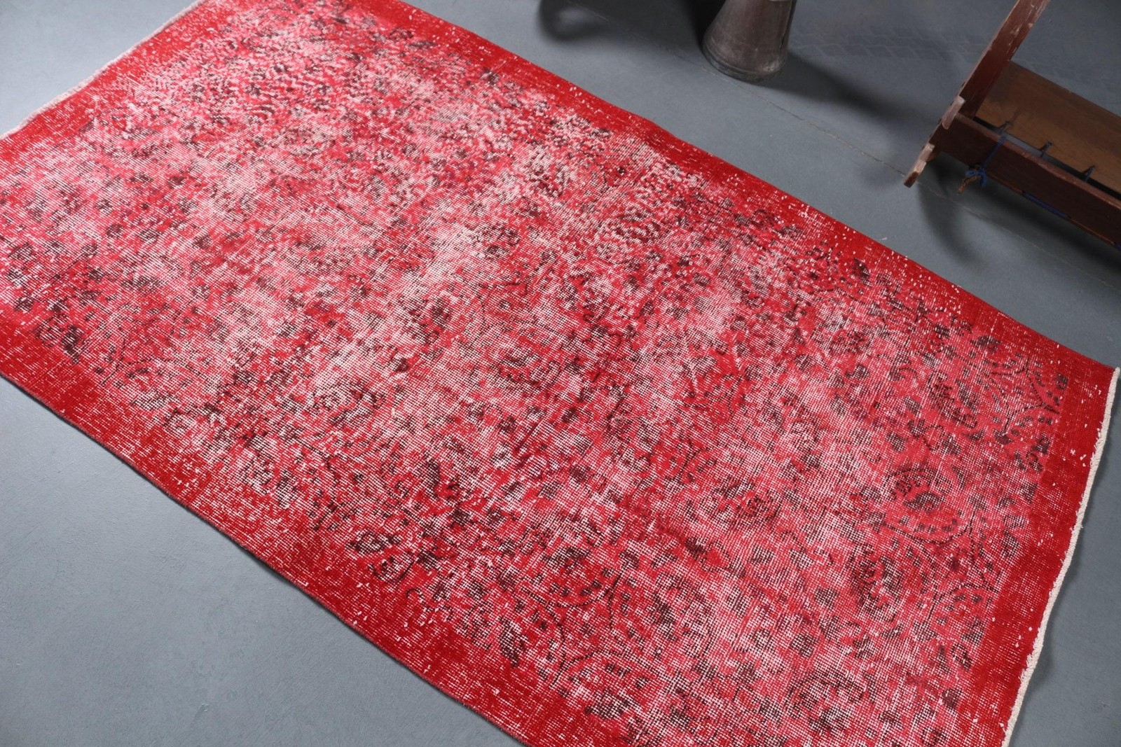 Turkish Vintage Area Rug 3,8×6,6 ft, Red Solid Rug Wool