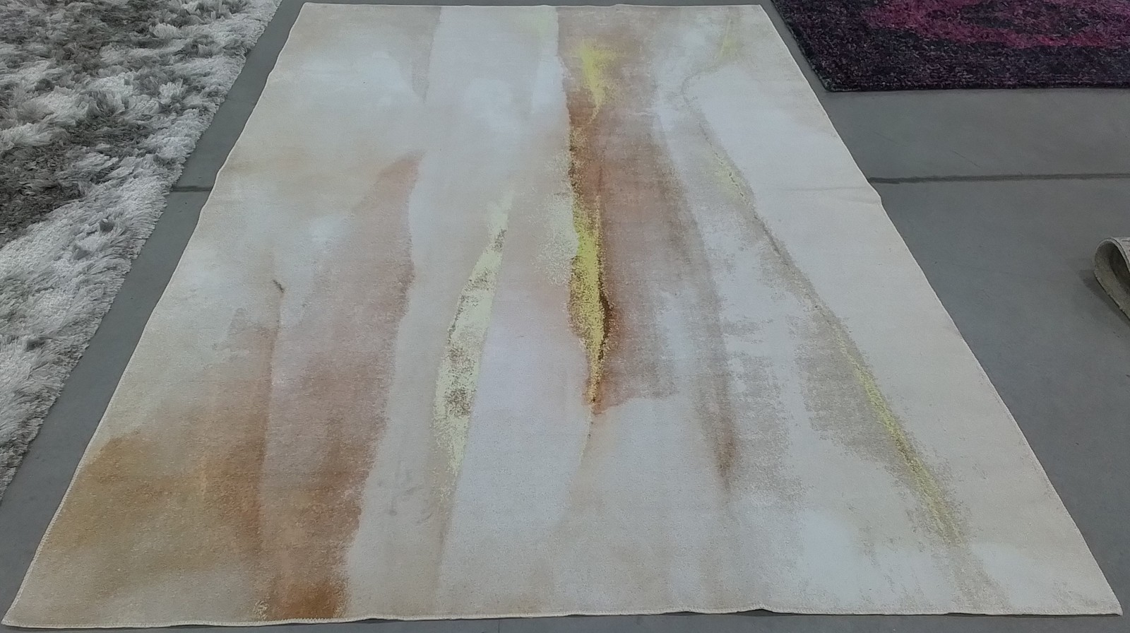BEIGE / GOLD 6′-0″ x 9′-0″ Flaw in Rug, Reduced Price 1172794946 MBU807B-6