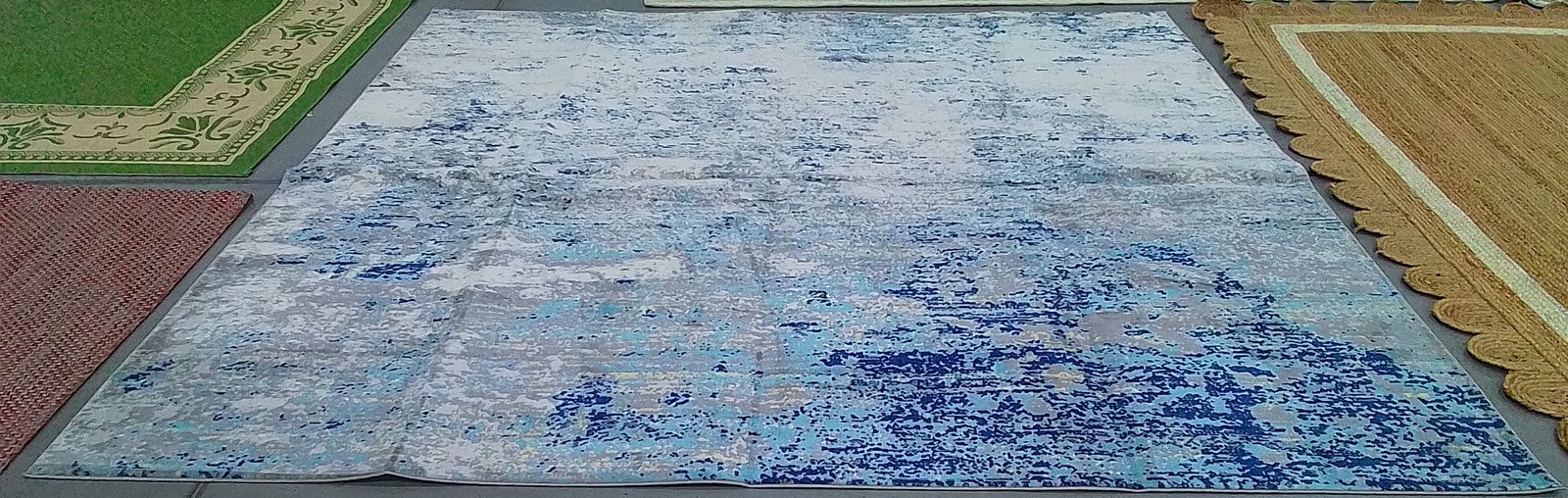 LTGREY / BLUE 10′-0″ x 10′-0″ Flaw in Rug, Reduced Price 1172798856 BNT822F-10SQ