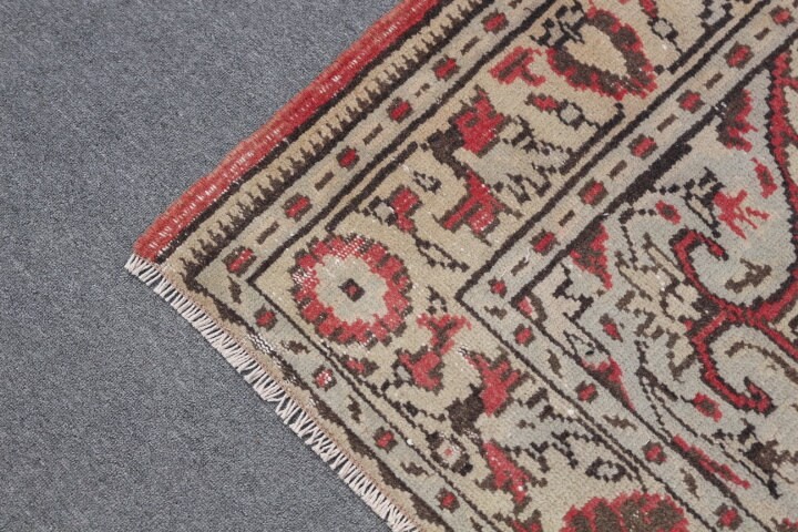 Vintage Rug, 5,5×8,7 ft Large Rug, Red White Wool Rug