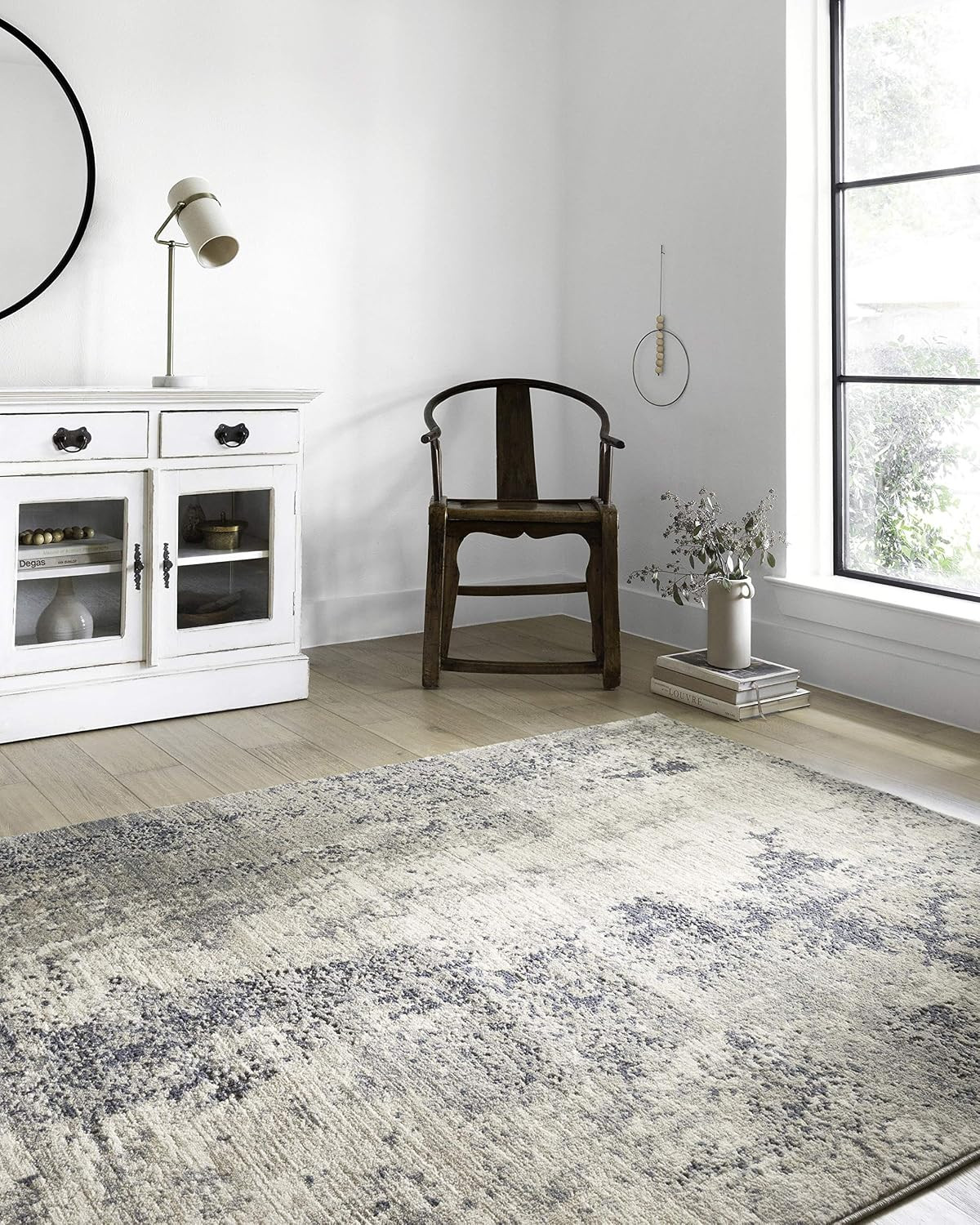 Loloi II Teagan Collection TEA-07 Natural/Denim 3′-4″ X 5′-7″, .25″ Thick, Accen
