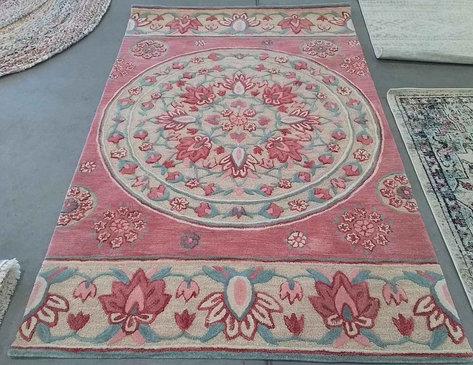 RED / BEIGE 5′-0″ x 8′-0″ Cut on Rug, Reduced Price 1172780427 BLG601Q-5