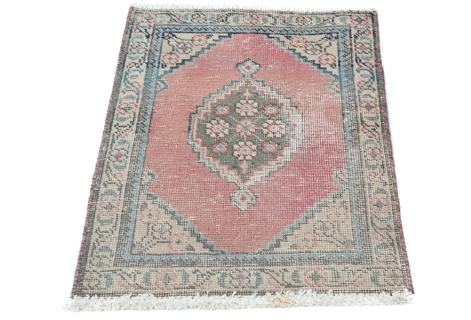 Semi-Antique Distressed Oriental Rug Muted Floral Design Decor Carpet 1’7X2’2 ft