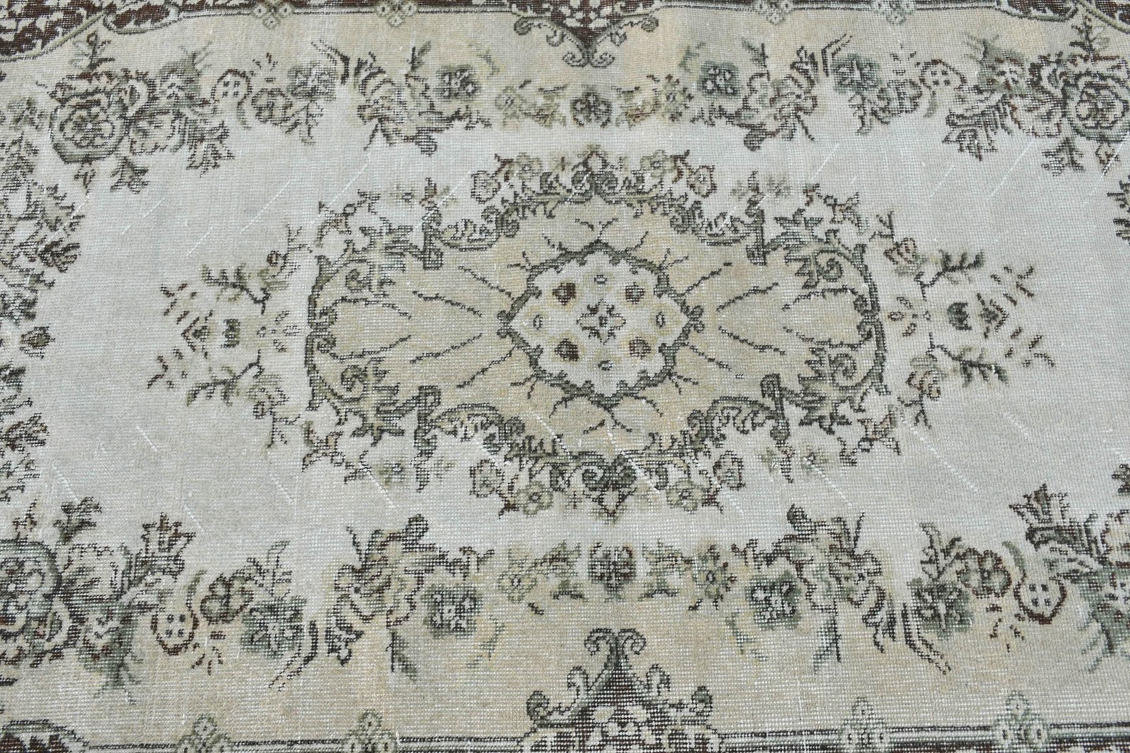 Vintage 4,2×6,9 ft Rug, Turkish Rug, Brown Polka dot Wool Rug
