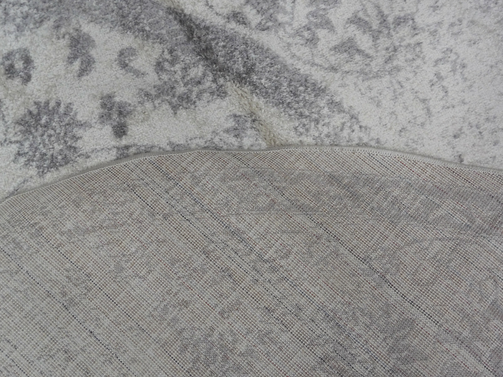 IVORY / SILVER 8′ X 8′ Stained Rug Reduced Price 1172609532 ADR109C-8R