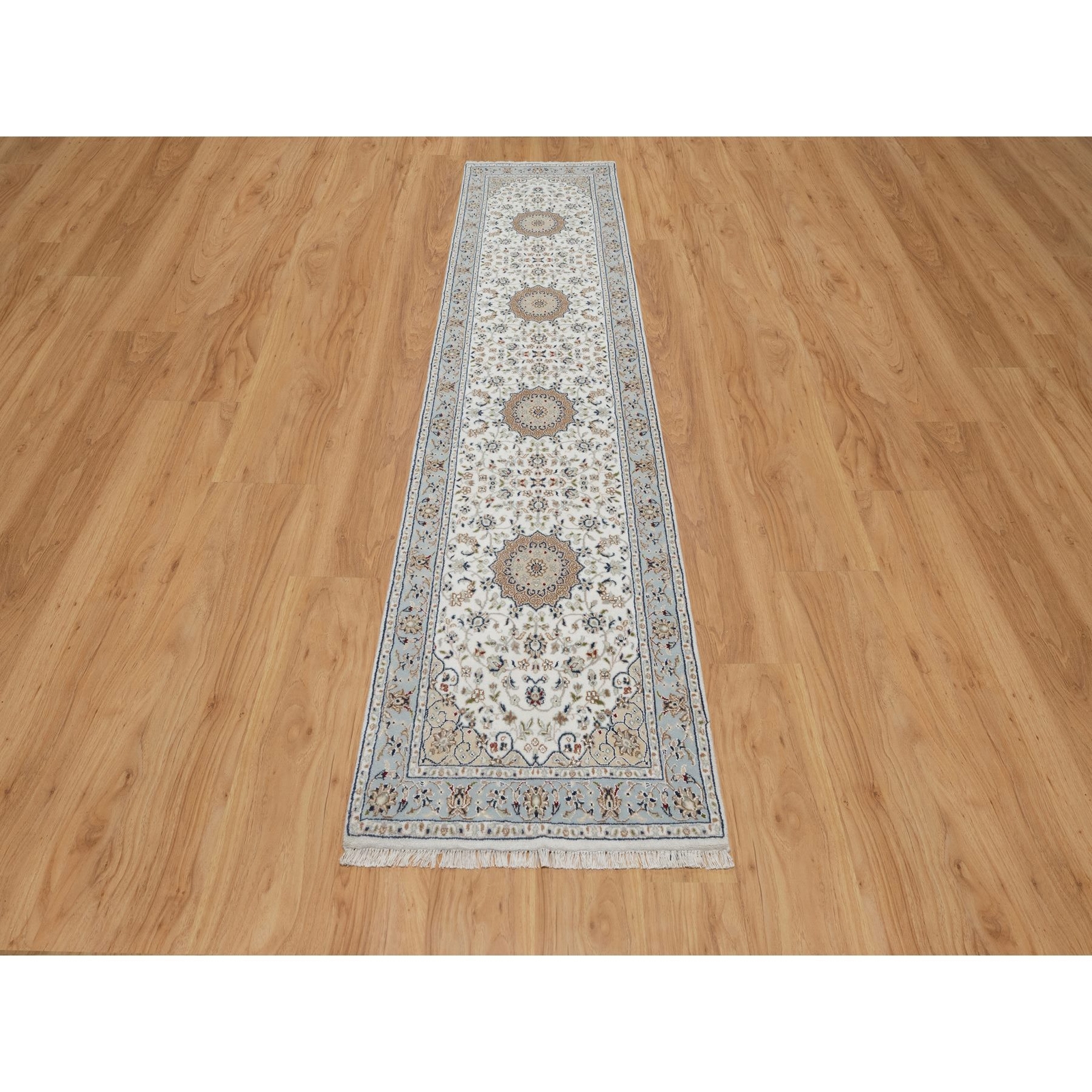 2’5″x10′ Spring White Nain Hand Knotted 250 KPSI Wool and Silk Runner Rug R91013