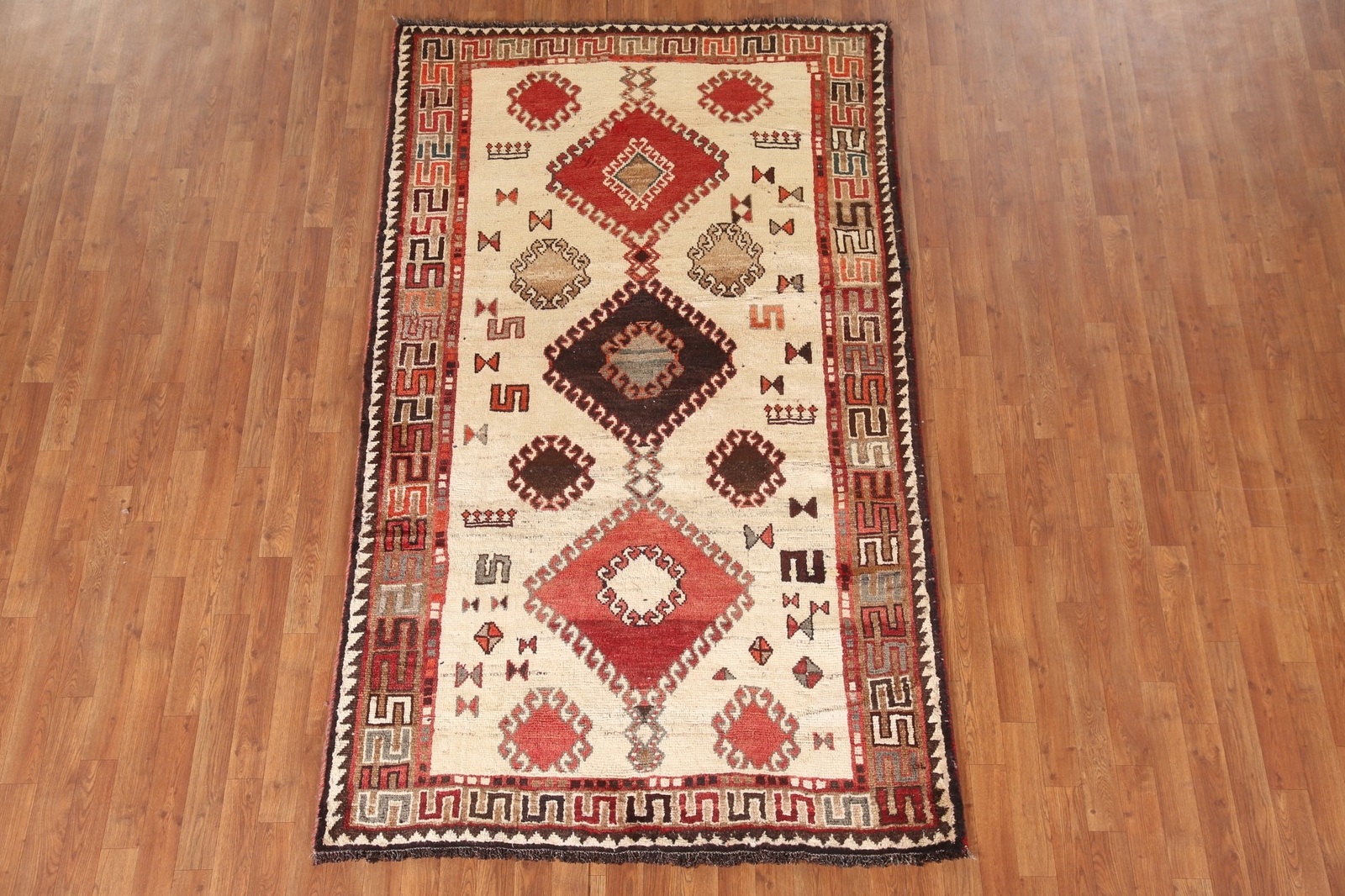 Vintage Geometric Abadeh Area Rug 5×8 ft. Hand-Knotted Wool Ivory Carpet