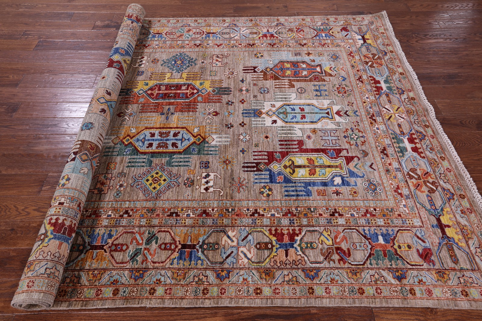 6′ 10″ X 9′ 8″ Handmade Tribal Fine Serapi Rug – Q14206