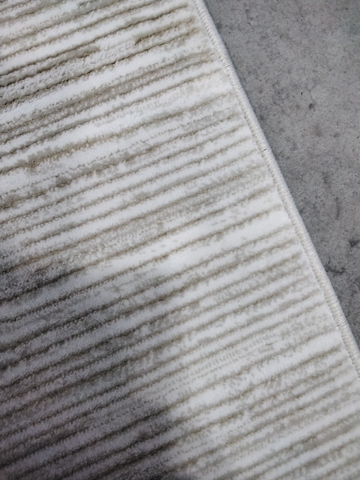 IVORY 5′-1″ X 7′-6″ Back Stain Rug, Reduced Price 1172757839 VSN606J-5