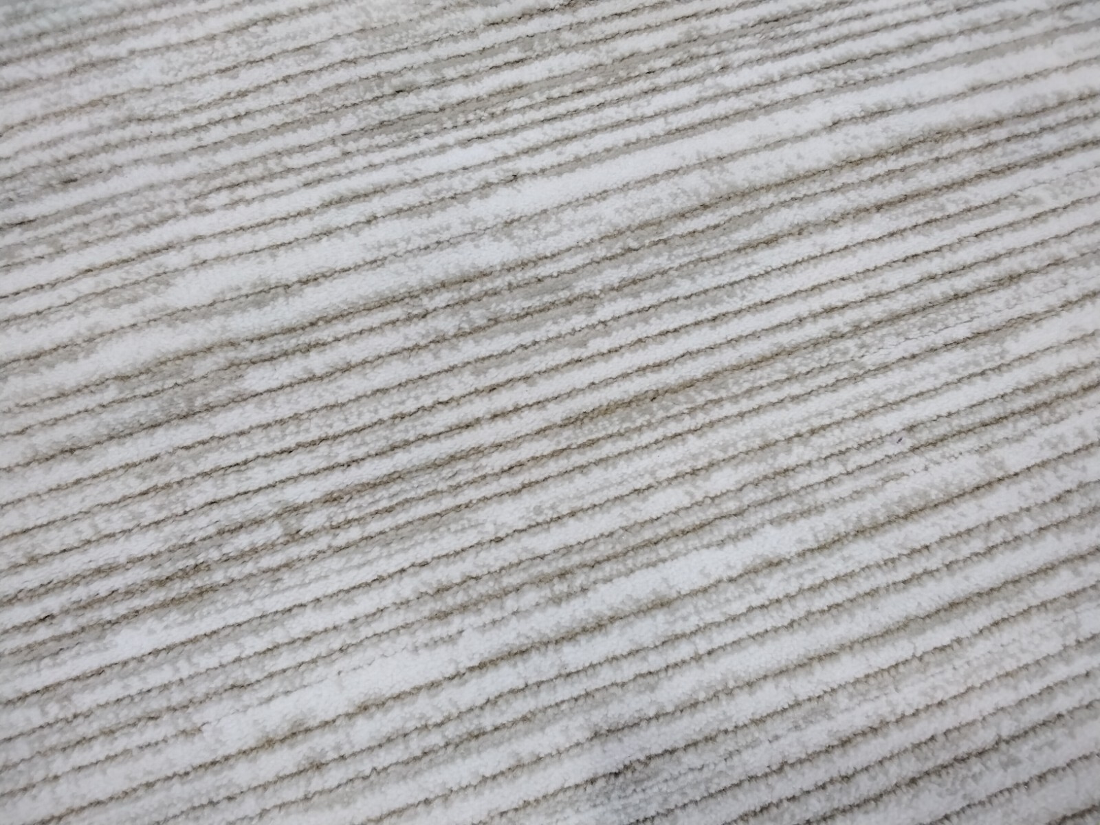 IVORY 5′ X 5′ Round Back Stain Rug, Reduced Price 1172758307 VSN606J-5R
