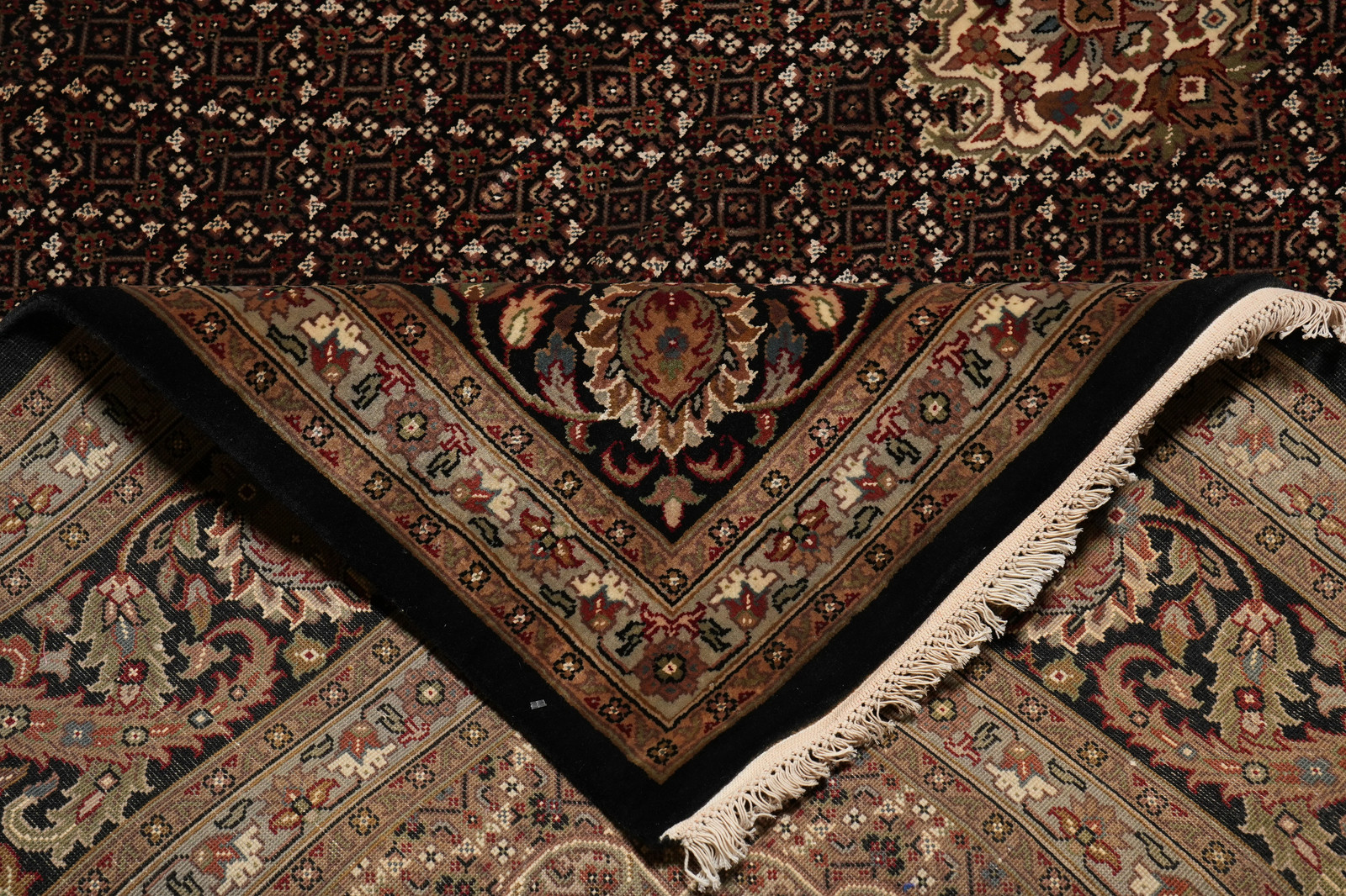 8.3 x 9.8 beautiful Quality Wool and Silk Area Rug Tabriiz Mahii Black #F-4479