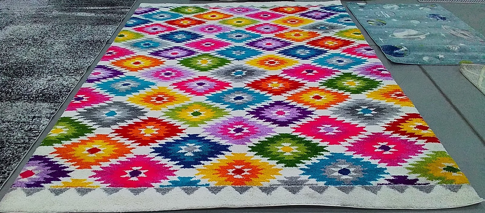 CREAM / MULTI 9′-0″ x 12′-0″ Flaw in Rug, Reduced Price 1172782429 FSG361A-9