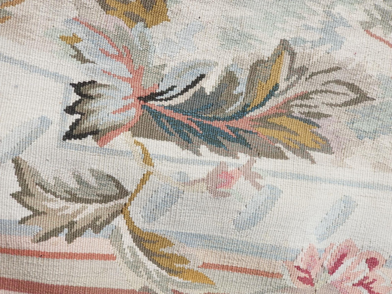 Antique French Aubusson Floral Medallion Wool Multicolor Rug 10.1×7.7ft