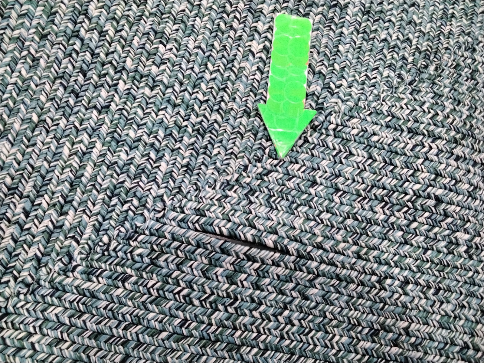 TEAL / GREEN 6′ X 6′ SQ Broken Thread Rug, Reduced Price 1172754380 BRA201K-6SQ