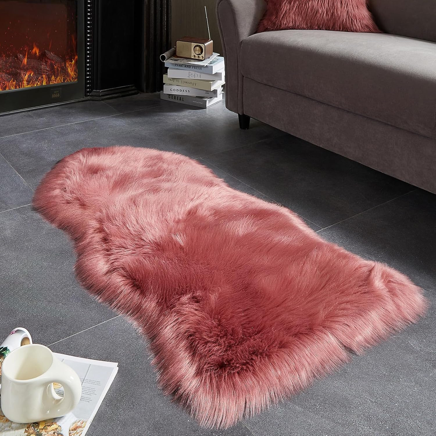 AMTOVO Faux Fur Rug, Blush Pink Area Rug, Fluffy Sheepskin Rug, Fuzzy Ultra Soft