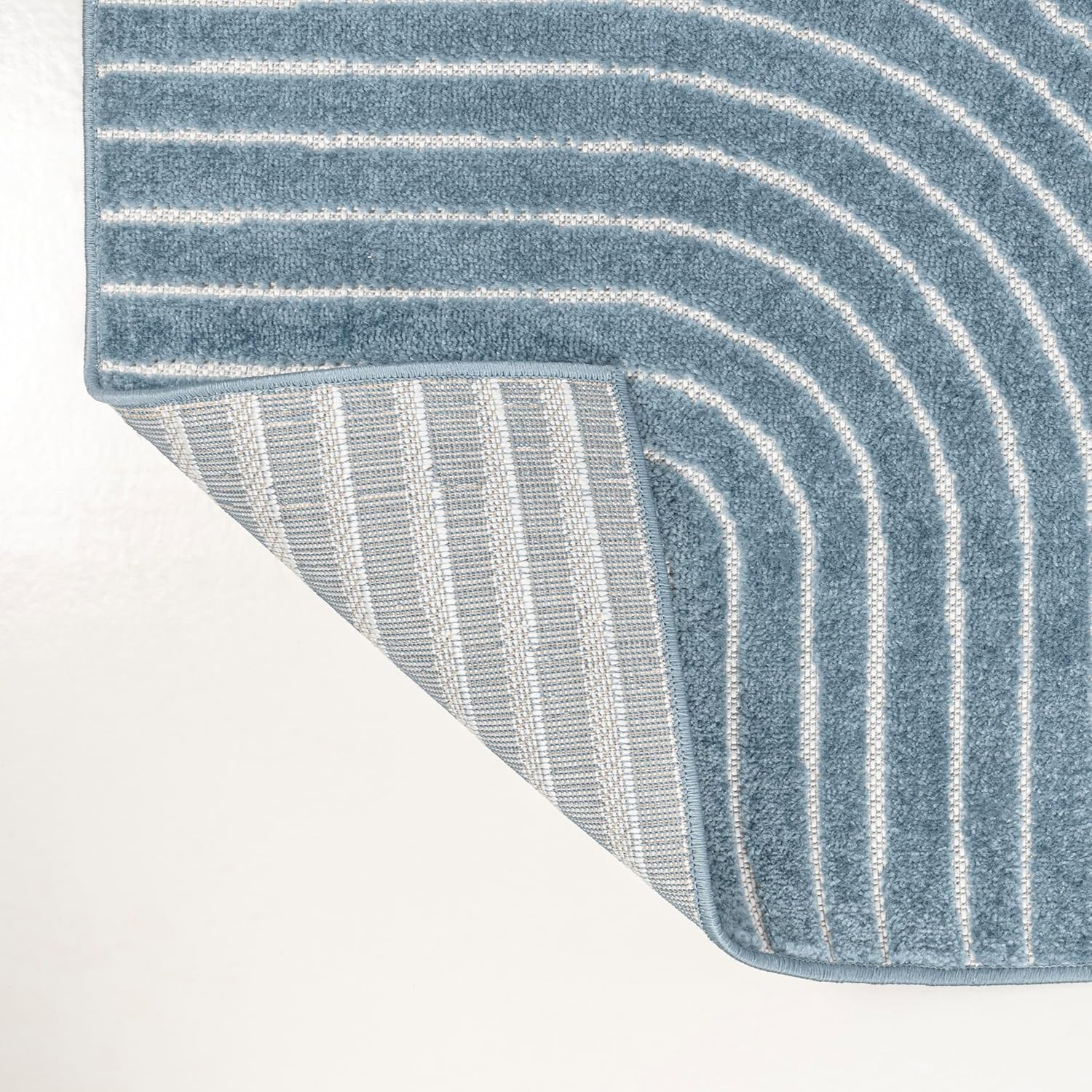 Hallie High-Low Curve Dark Blue/Cream 3X5 Indoor/Outdoor Area Rug, Minimalist Ge