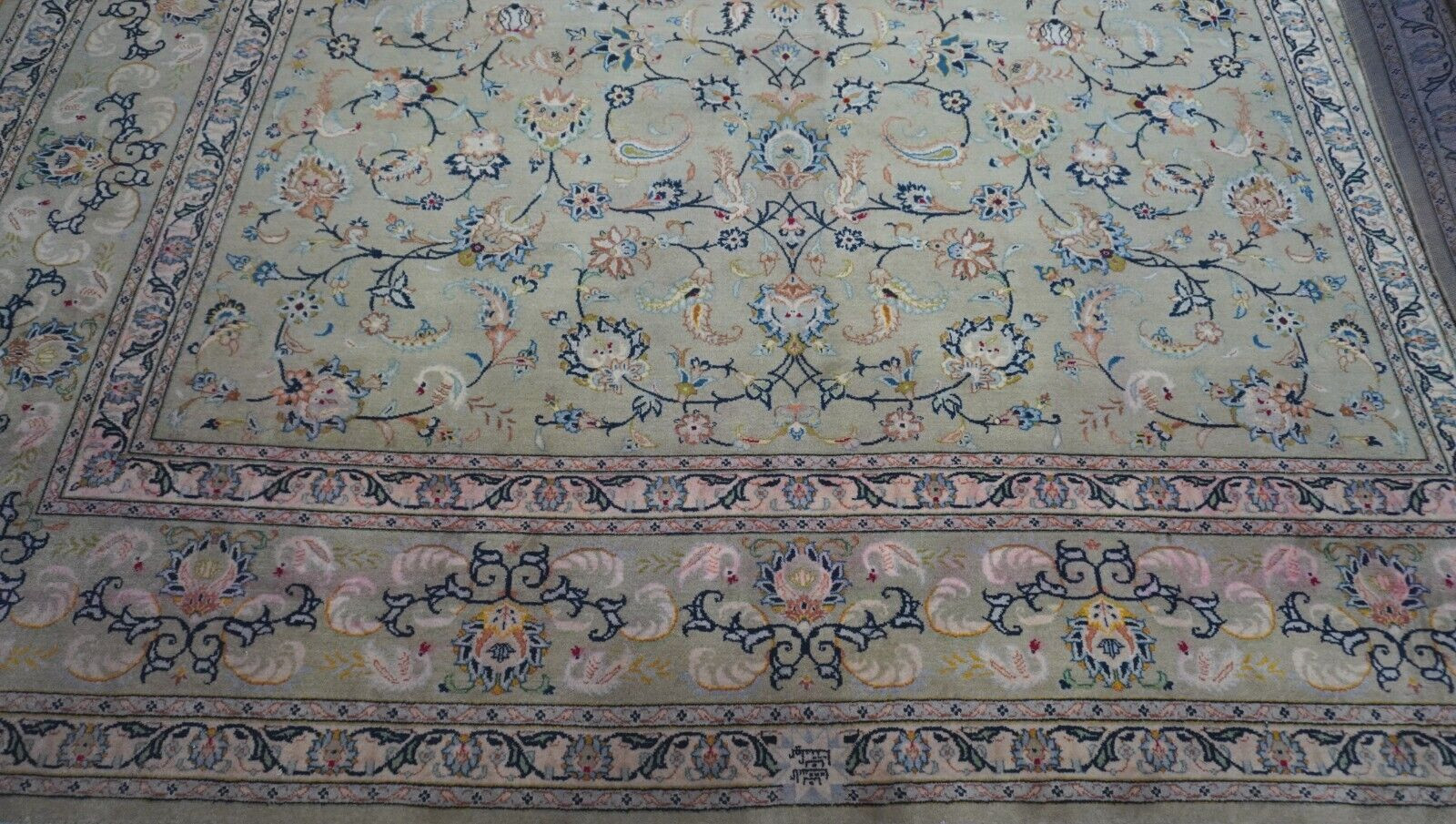 Antique Kashann Signed Birds Hand Knotted Pistachios Green Wool Rug 9’7″ x 13’5″