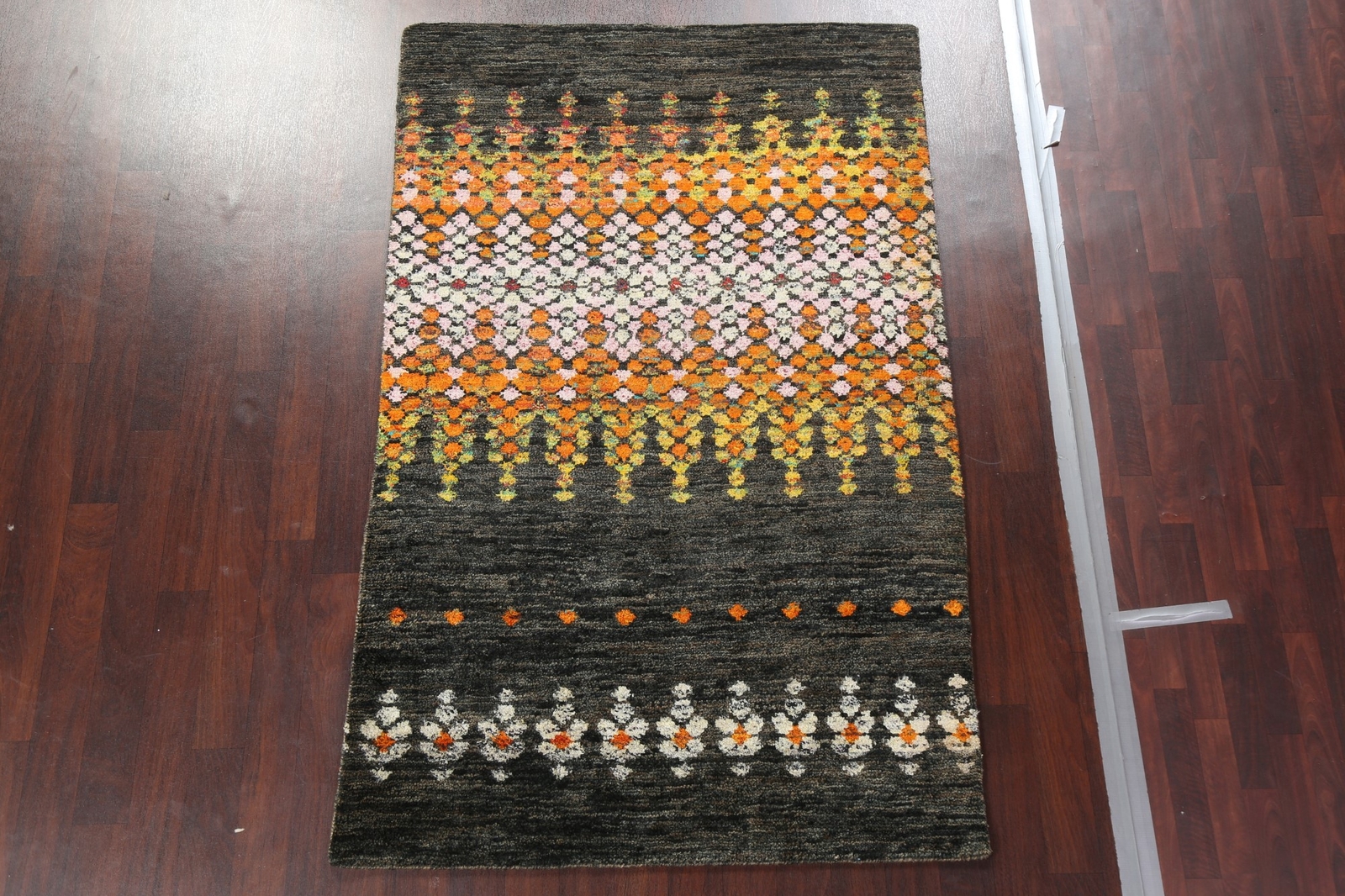Stylish Abstract Luxury Hand-Knotted Wool Moroccan for Bedroom 5×8 ft