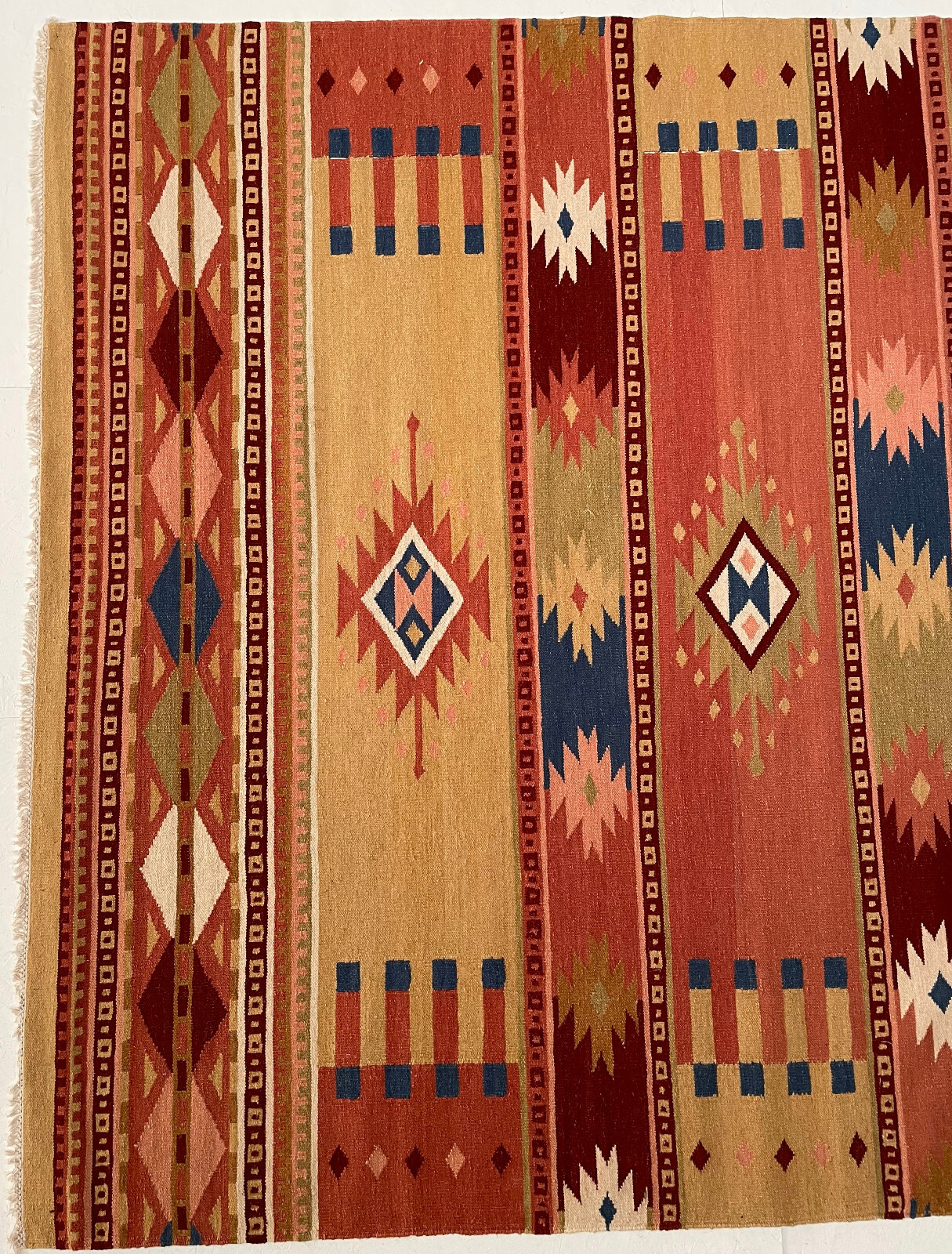 Wool Kilim Southwestern Hand woven Flat Weave Reversible rug 1210. *NEW*