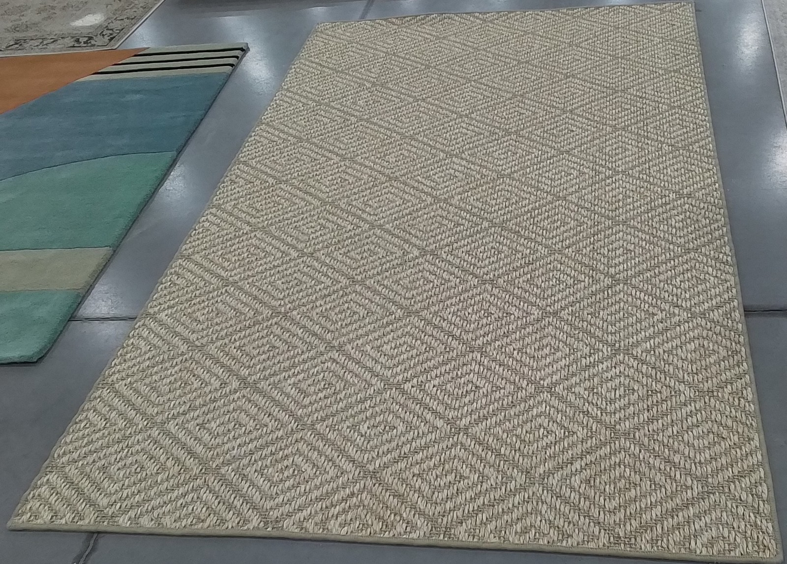 BEIGE / BEIGE 5′-0″ x 8′-0″ Back Stain Rug, Reduced Price 1172792271 PAB360A-5