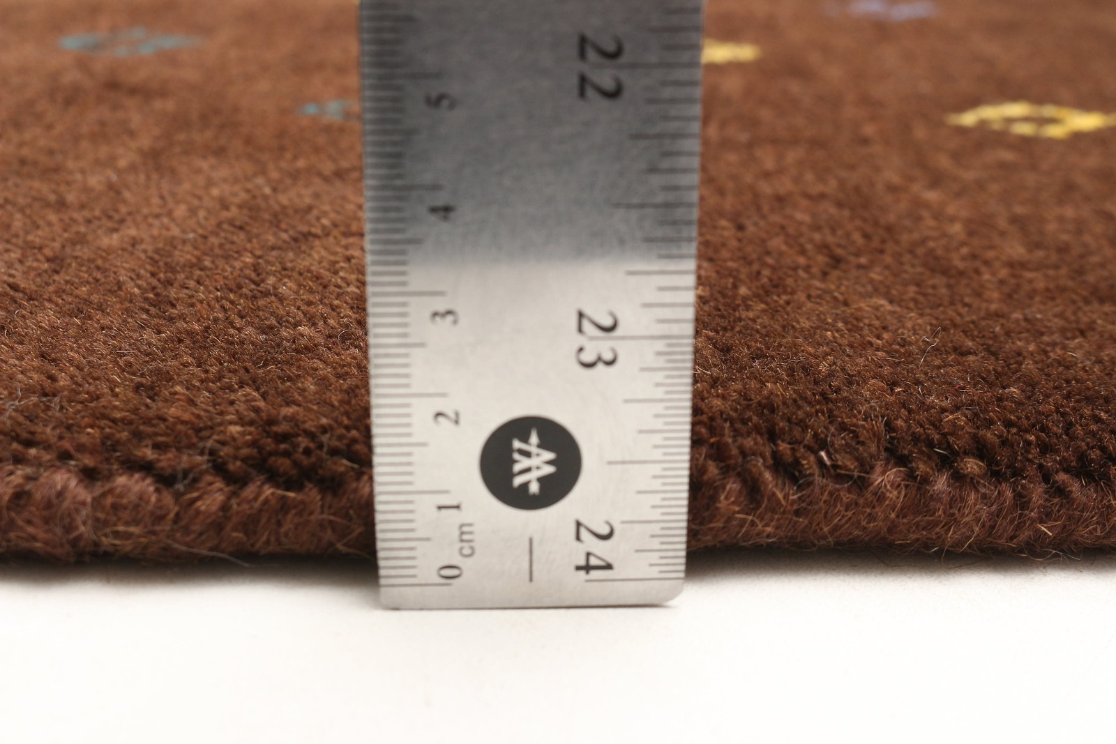 Traditional Dark Brown Hand loomed Oriental Carpet 4’1″ x 5’10” Area Rug