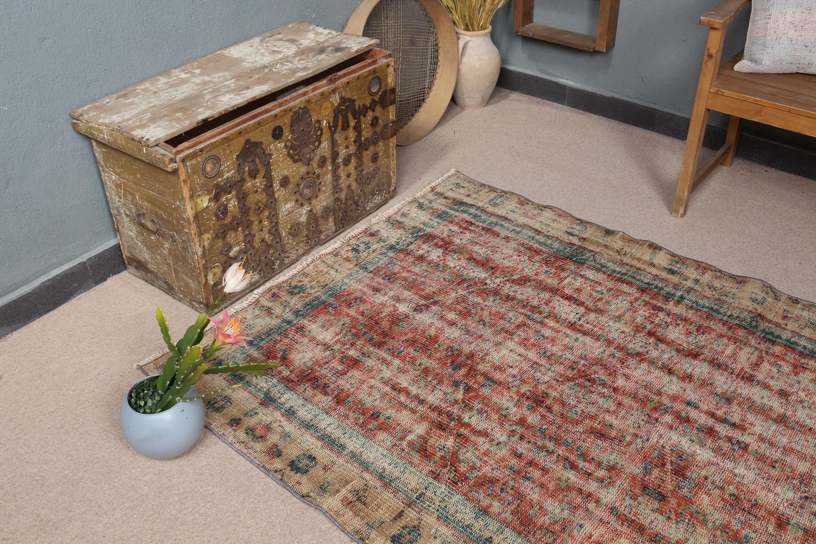 Turkish Vintage Rug 4,3×7,4 ft (132×225 cm), Red Wool Rug