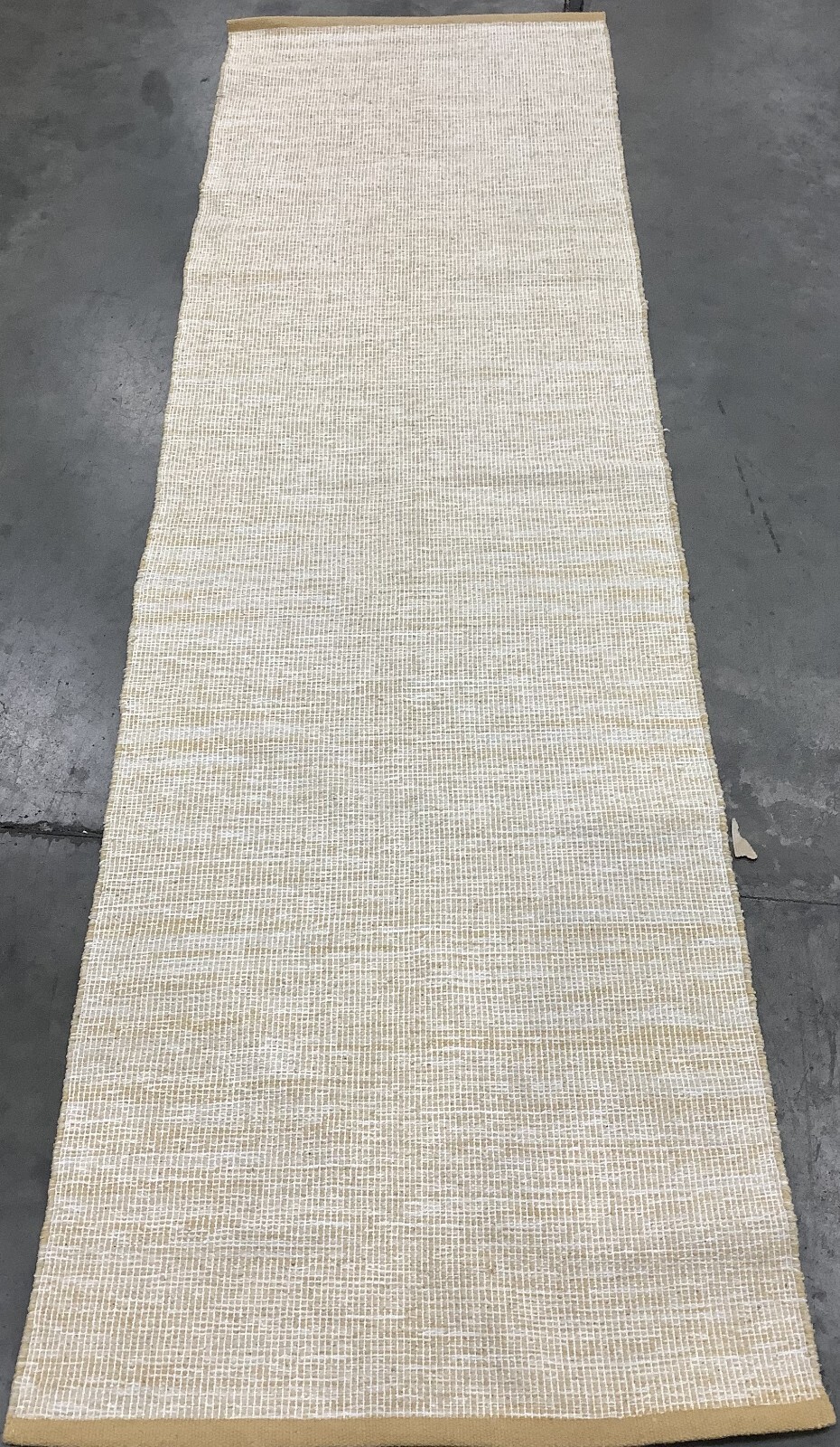 GOLD 2′-3″ x 8′-0″ Flaw in Rug, Reduced Price 1172681290 MTK250D-28