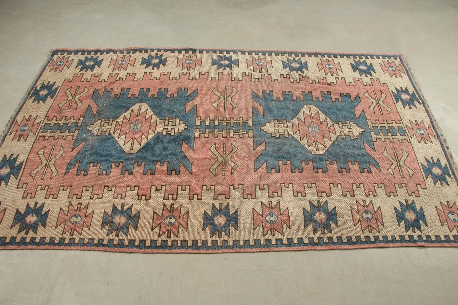 Turkish Vintage Rug, 4×6,7 ft Rug, Blue Pink Bordered Rug