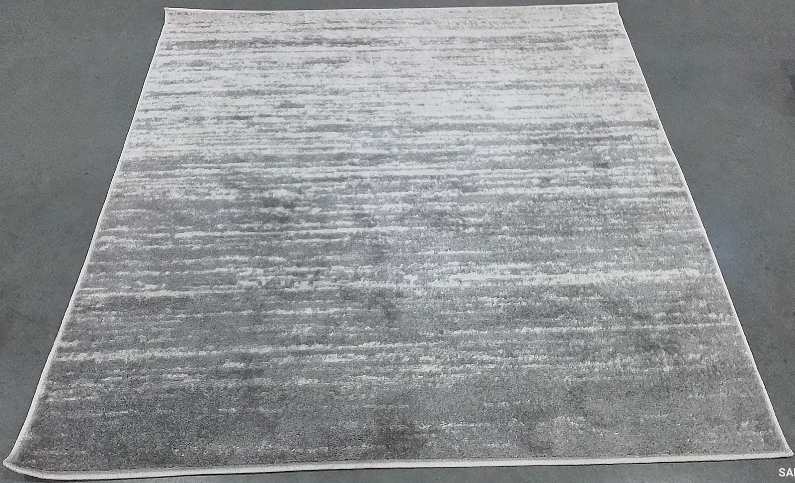 IVORY / SILVER 5′-0″ x 5′-0″ Flaw in Rug, Reduced Price 1172802990 ADR113B-5SQ