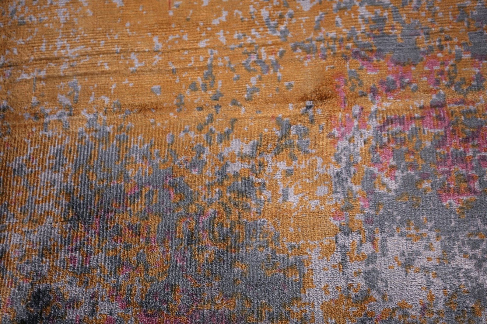 Stylish Handcrafted Living Room Rug 6×8 ft Luxurious Hand-knotted Wool Rug