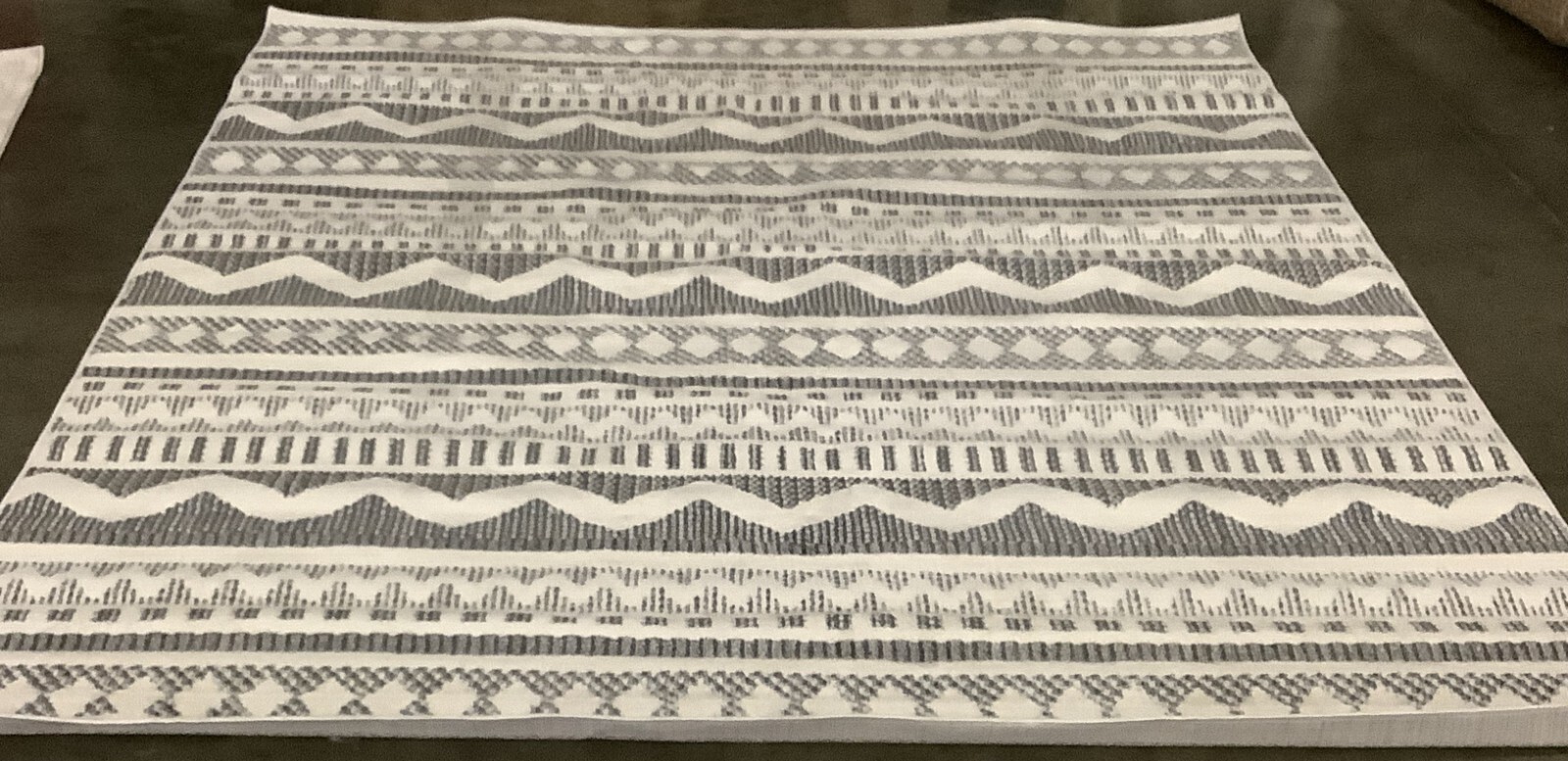 CHARCOAL / IVORY 8′-0″ x 10′-0″ Flaw in Rug, Reduced Price 1172675982 ALM716H-8
