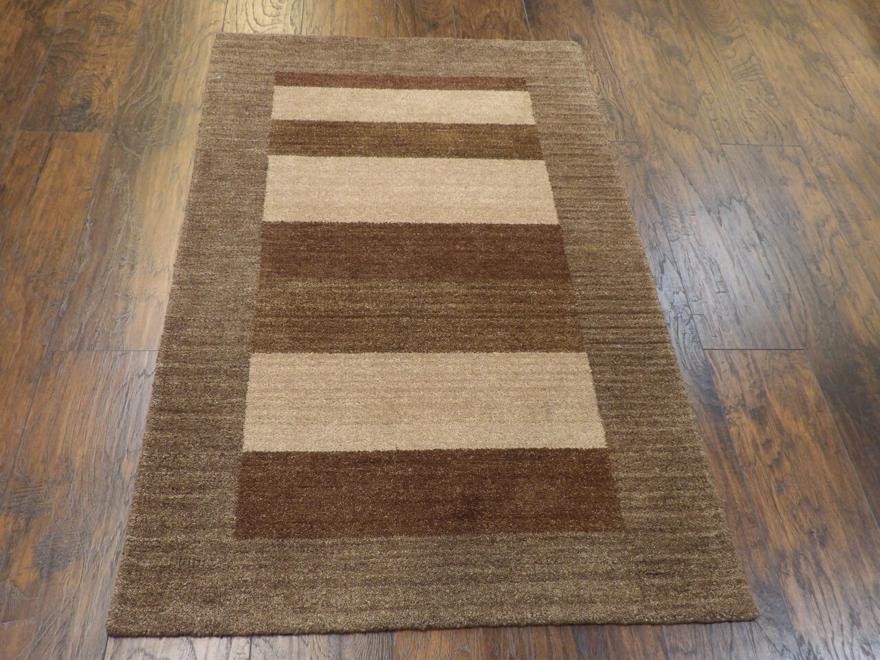 Modern Loom-Knotted 3’0″x5’0″ Loom-knotted Rug -w172