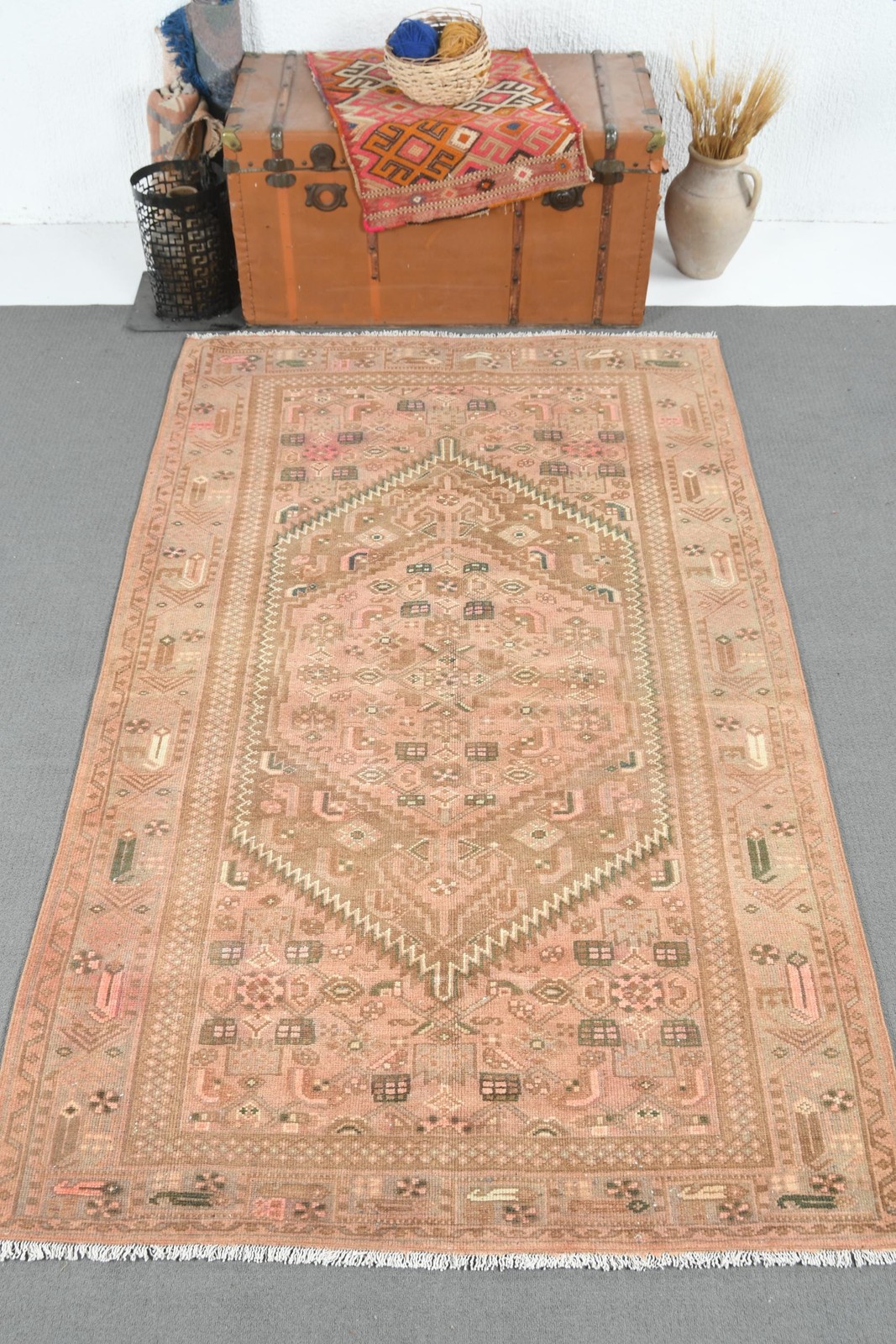 Turkish Vintage Rug 4,3×7,3 ft (132×222 cm), Brown Handmade Wool Rug
