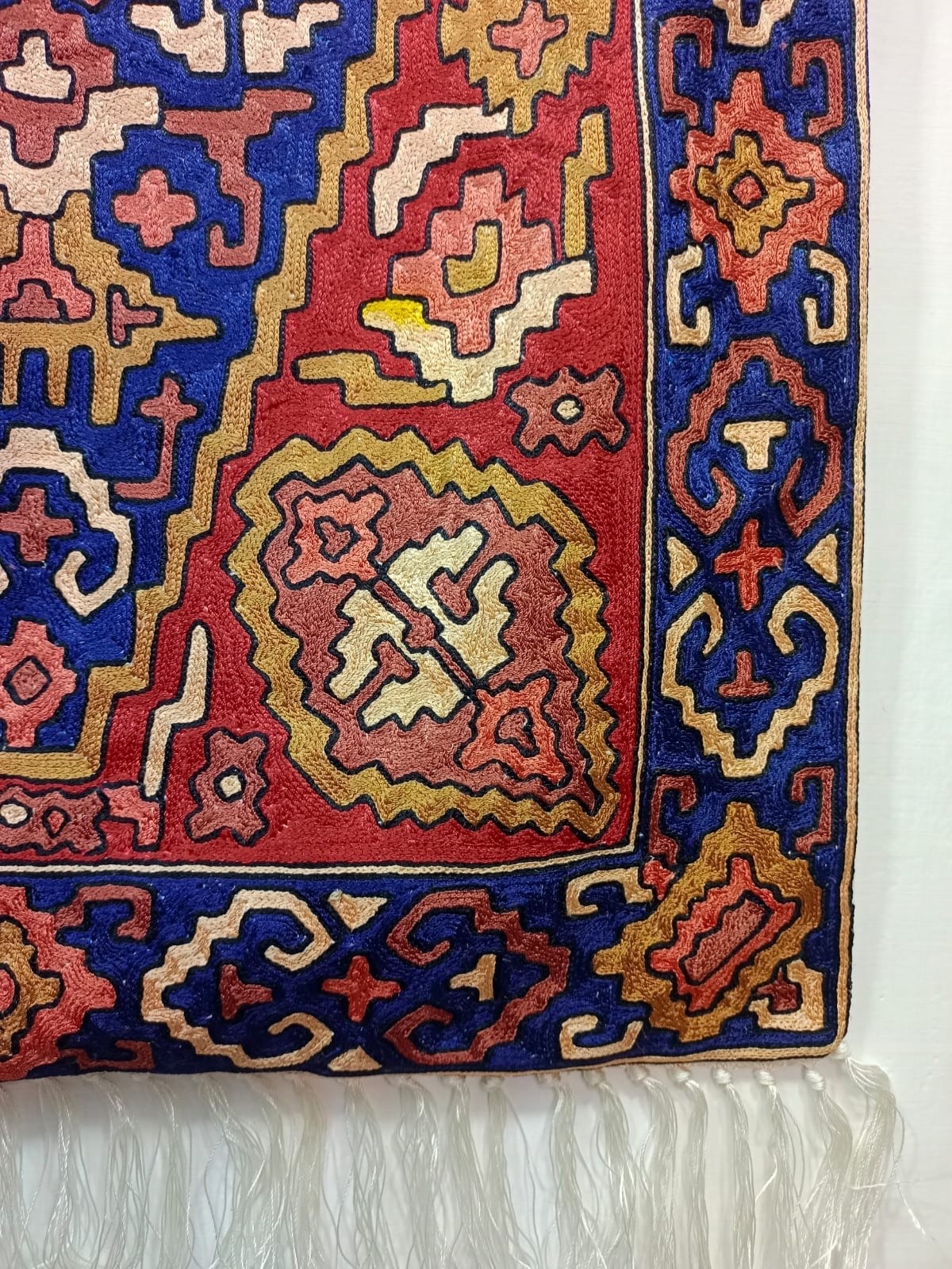 Vintage Beautiful Hand Silk Embroidered Kashmiri Chain Stitch Rug Carpet