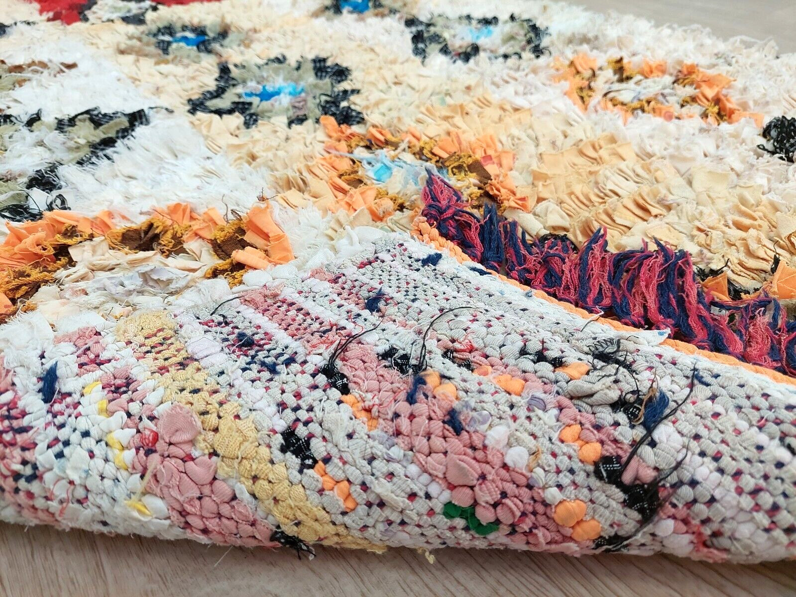Moroccan Boujad Vintage Runner Rug White Beige Colorful Handmade Long Rug 2×8 ft