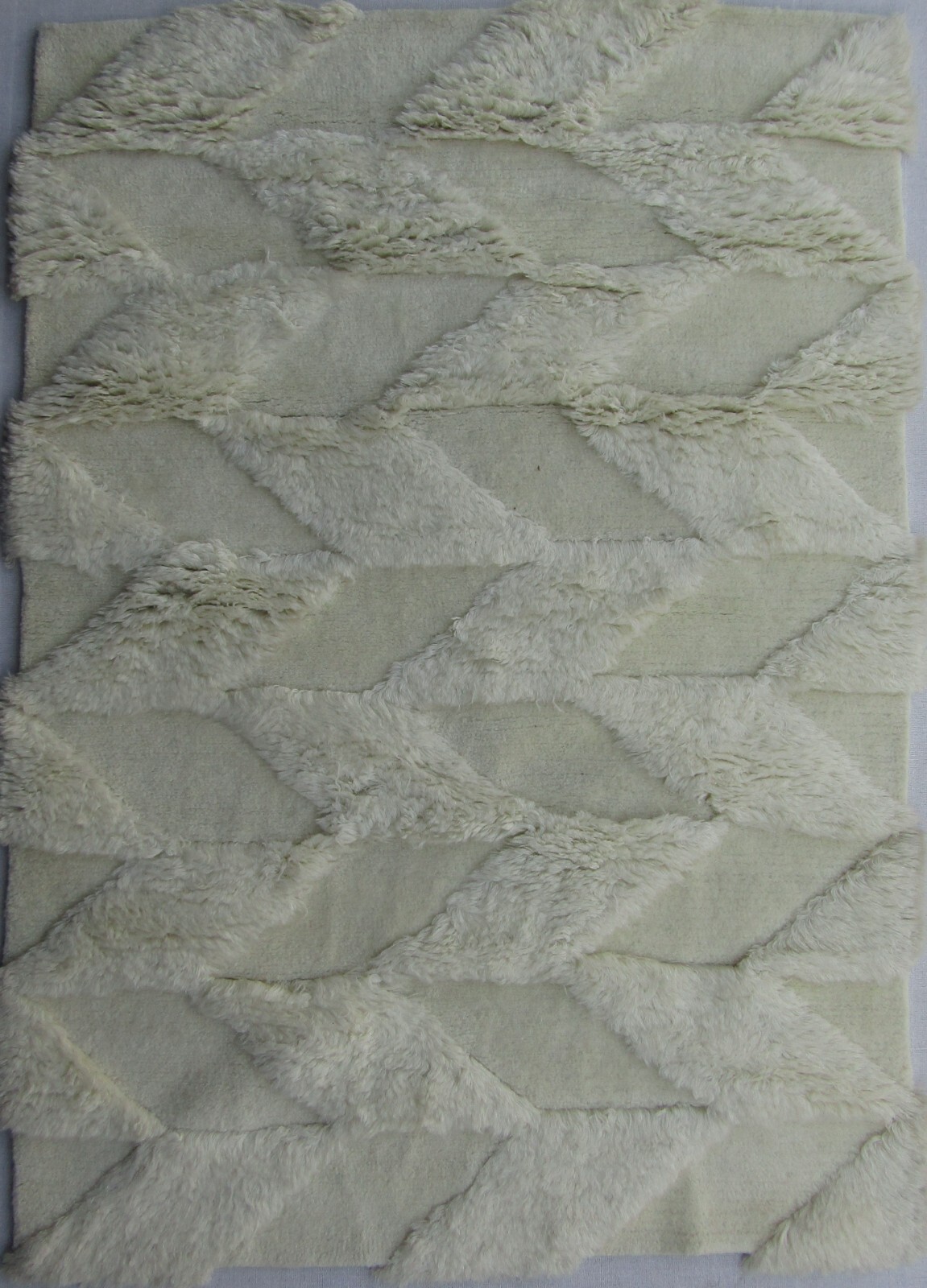 High Low Modern Geometric Hand tufted Textured Wool Rug Thick and Soft