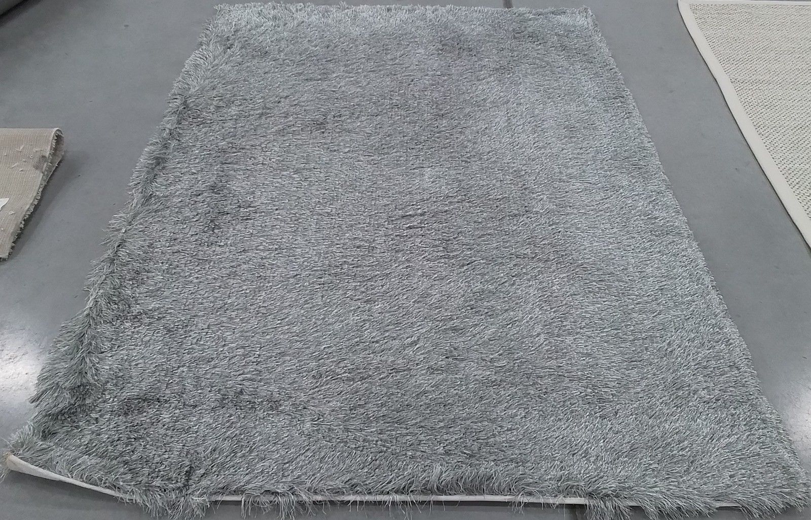 SILVER 5′-0″ x 7′-0″ Back Stain Rug, Reduced Price 1172805716 SG511-7575-57