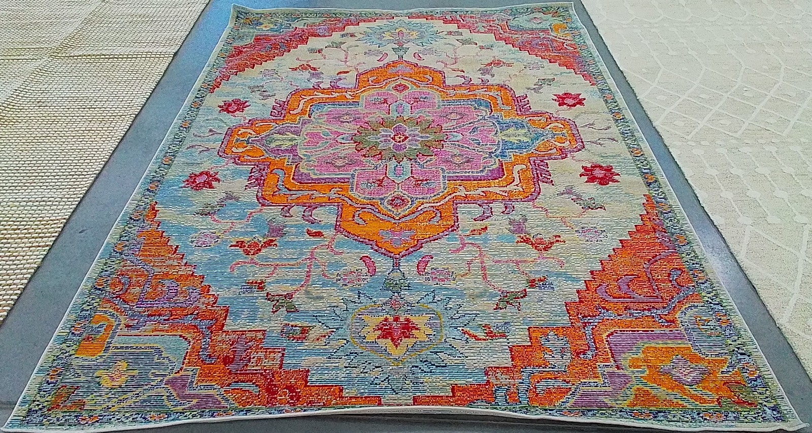 L BLUE / FUCHSIA 6′-7″ x 9′-2″ Back Stain Rug Reduced Price 1172776579 CRS501B-6