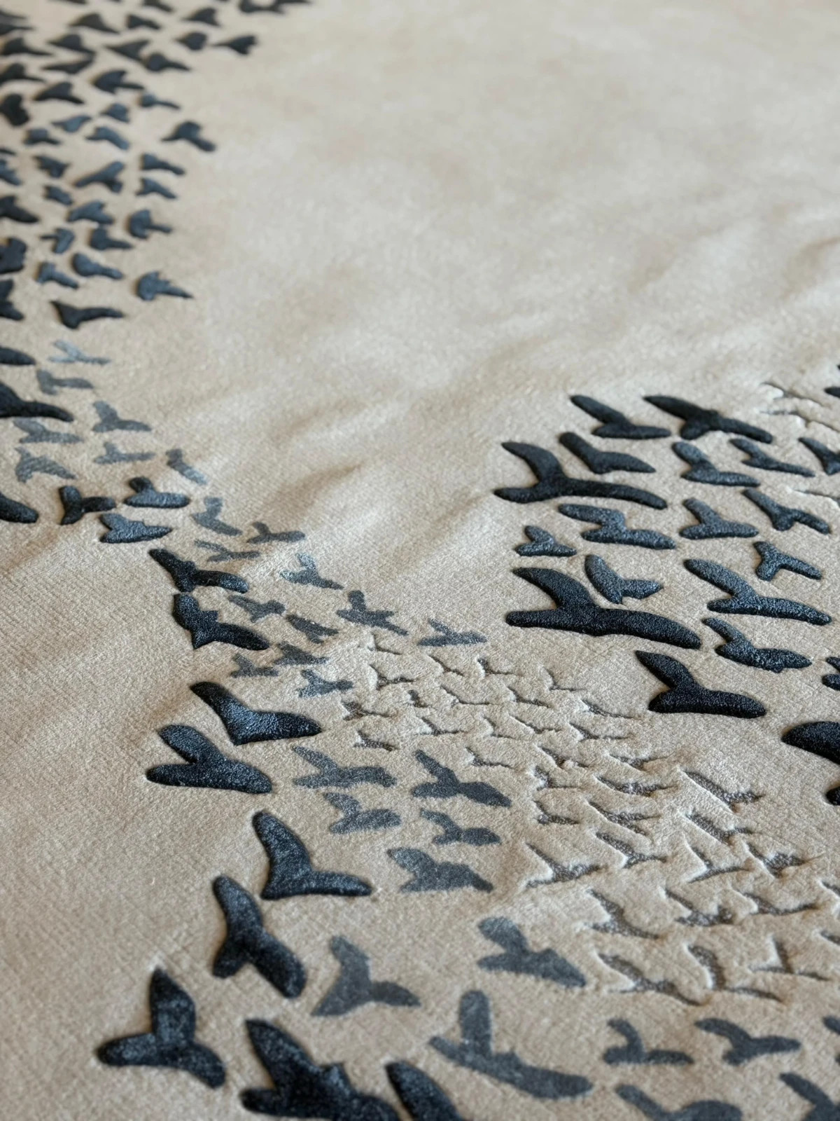 Designer Handmade 8×10 9×12 Wool Rug – Minimalist Abstract Flow Pattern Area Rug