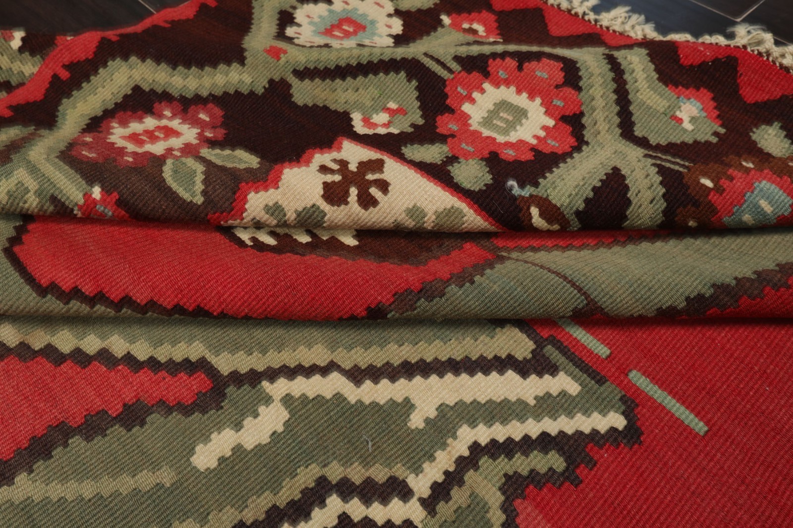 6’9”x10′ Hand Woven Wool Raspberry Kilim Vintage Turkish Vegetable dyes Rug