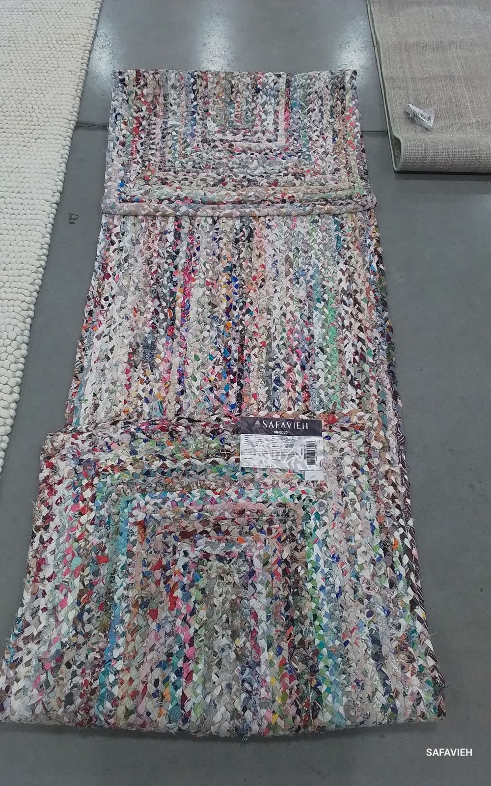 IVORY / MULTI 2′-3″ x 10′-0″ Flaw in Rug, Reduced Price 1172802802 BRD210B-210