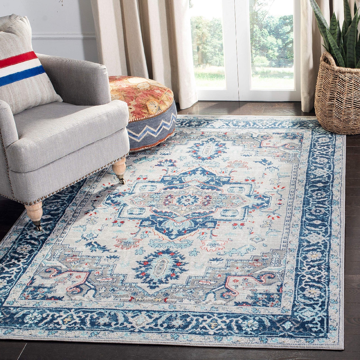 Safavieh Brentwood Collection Accent Rug – 3 X 5 Light Grey Blue Medallion