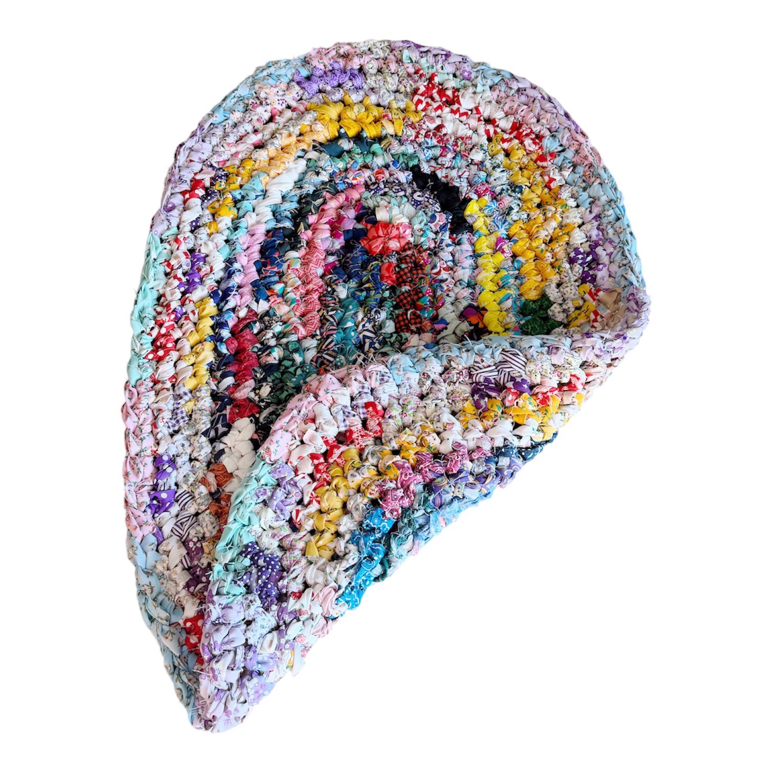 Amish Knot Rug in Multi Color Crocheted Cotton Broadcloth Strips 23″ – 33″ Oval