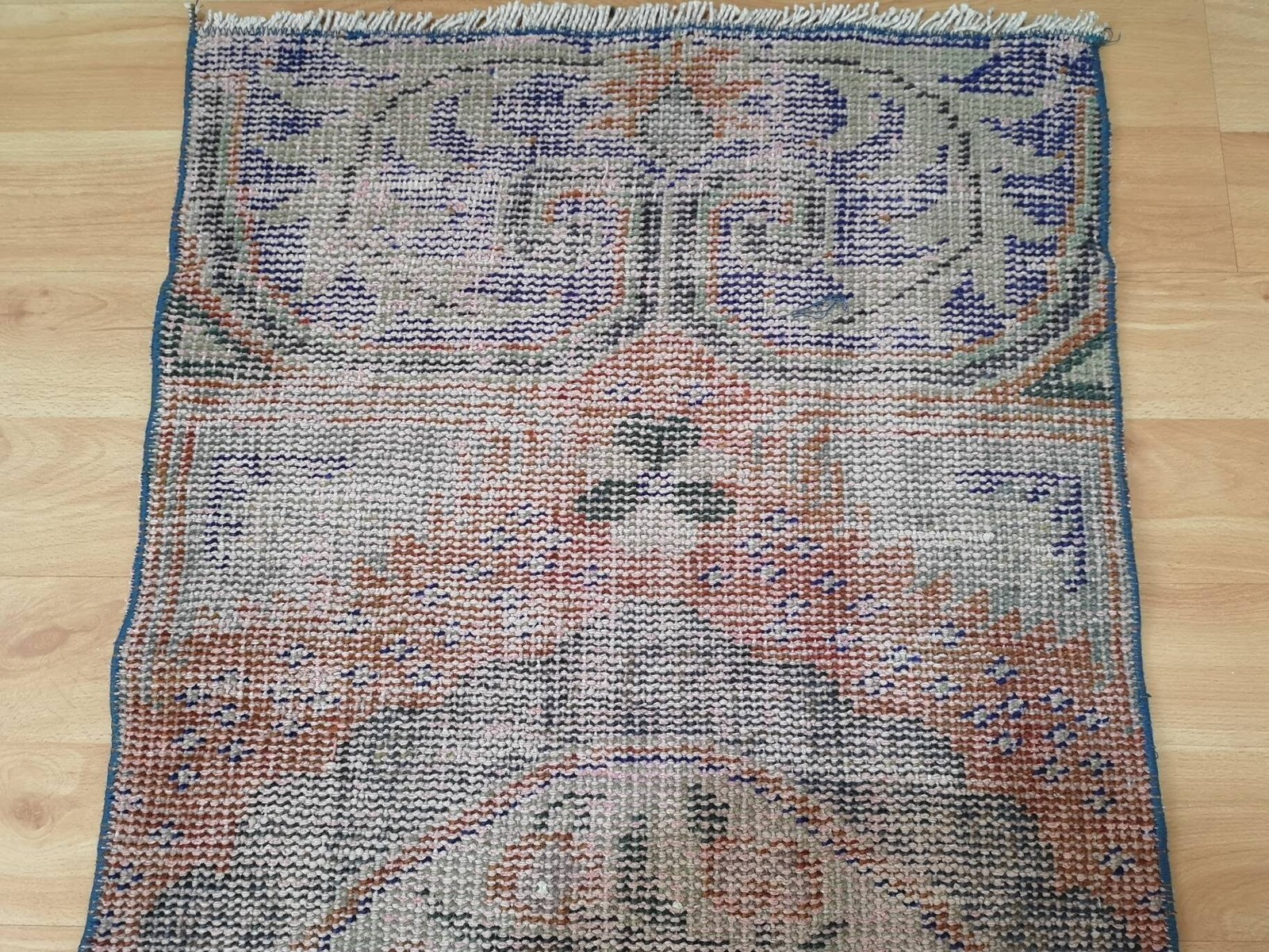 Small Faded Vintage Turkish Rug, Muted Floral Area Rug (1.9 x 4.7 ft)