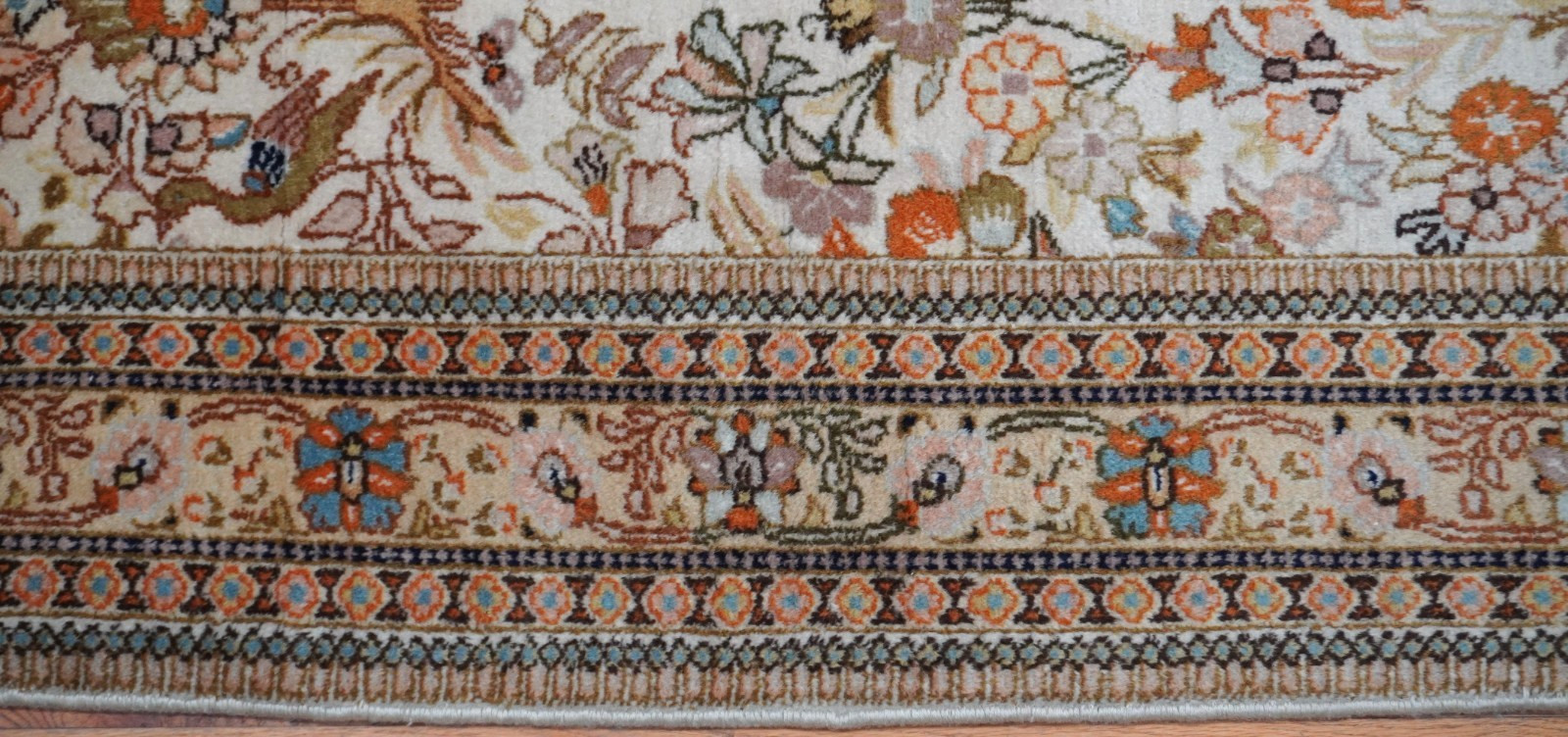 Exquisite Antique Taba Tabrizz 4’9″ x 6′ Birds Hand Knotted Wool Rug