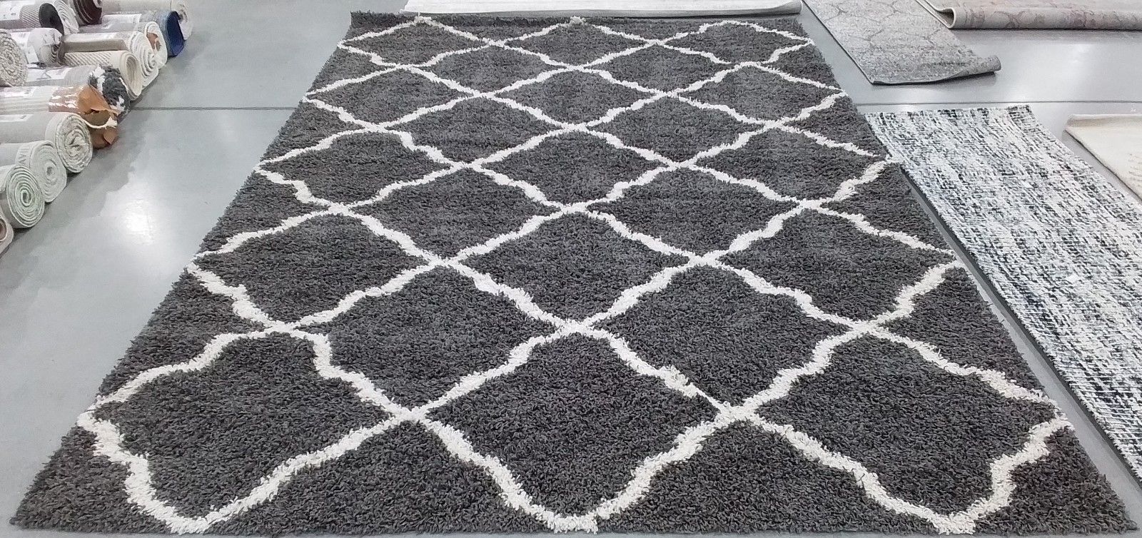 DARK GREY / IVORY 8′-6″ x 12′-0″ Flaw in Rug, Reduced Price 1172785365 SGD257A-9