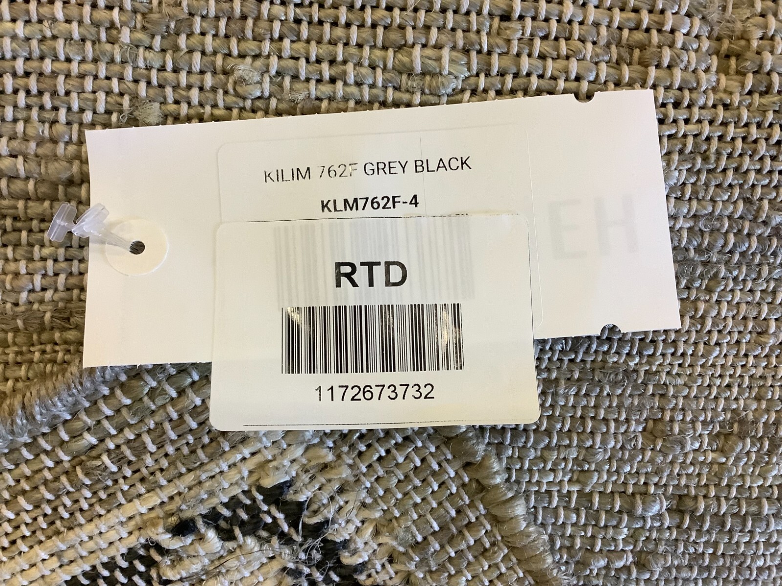 GREY / BLACK 4′-0″ x 6′-0″ Pulled Thread Rug, Reduced Price 1172673732 KLM762F-4
