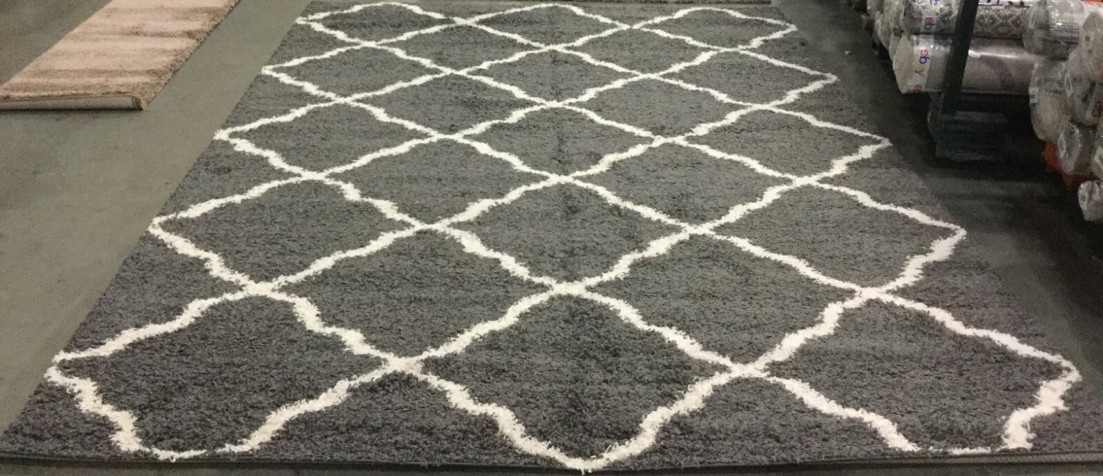 DARK GREY / IVORY 8′-6″ X 12′ Flaw in Rug, Reduced Price 1172653444 SGDS257A-9