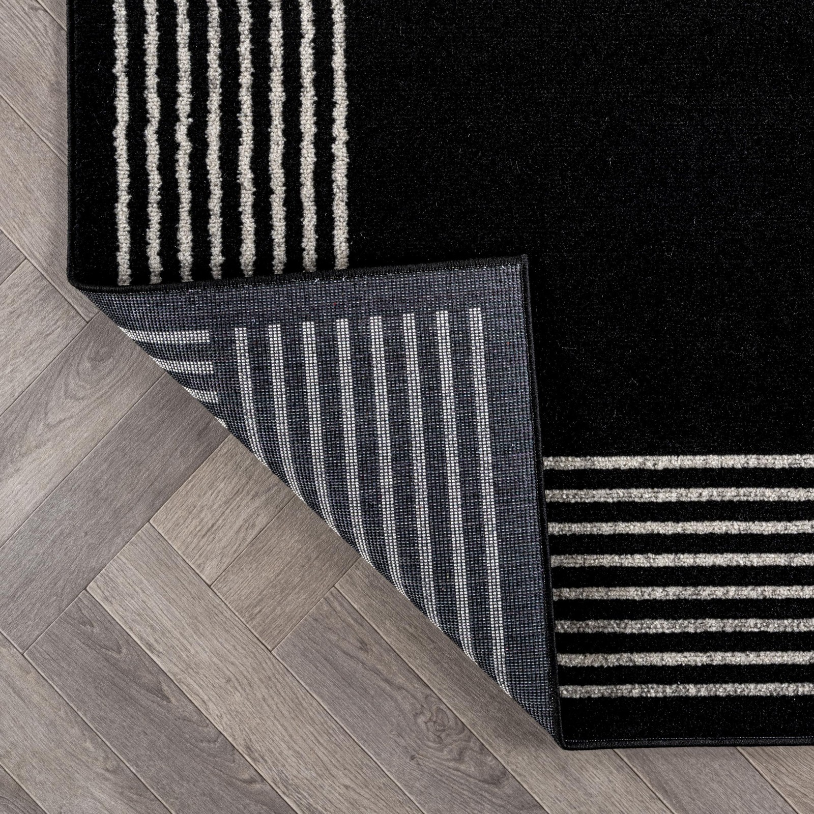 Indoor Area Rug 4′ X 6′ Black Low Pile 0.24-Inch for Entryway, Bedroom – Easy