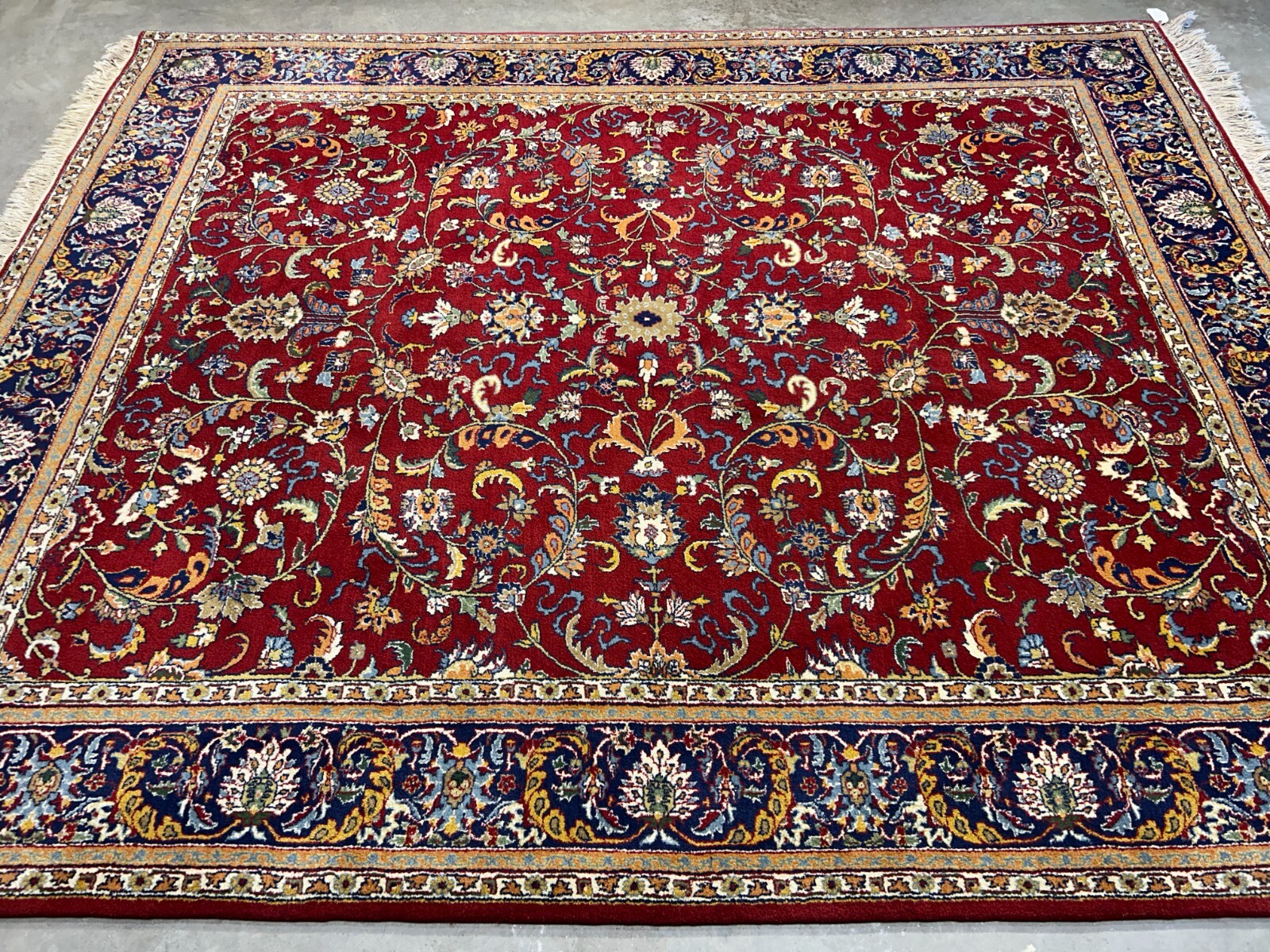7’11″x9’7″ Hand-Knotted 100% Wool Pile Qume Rug